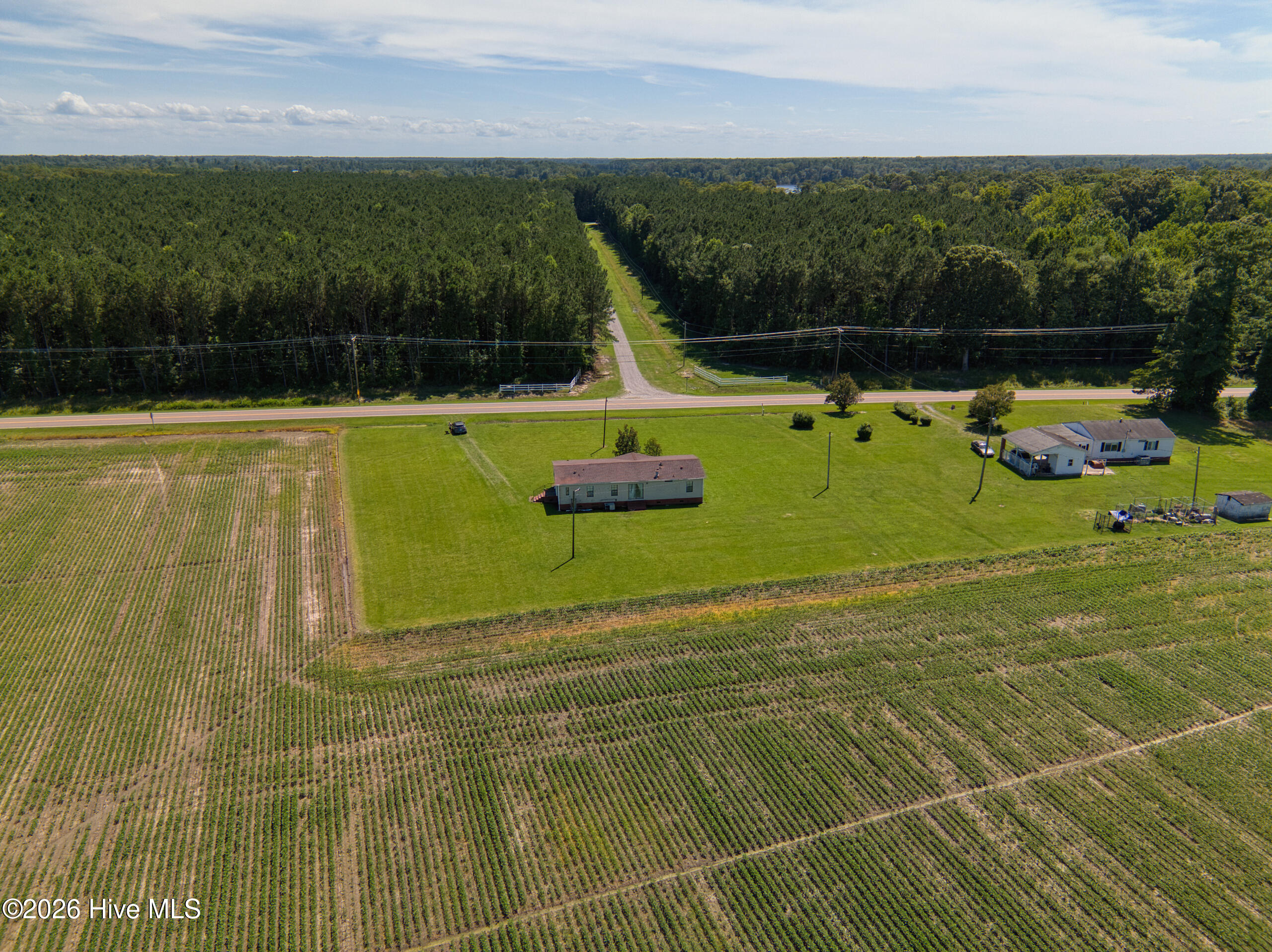Exterior photo of 887 Snug Harbor Road, Hertford, NC 27944. MLS: 100590875