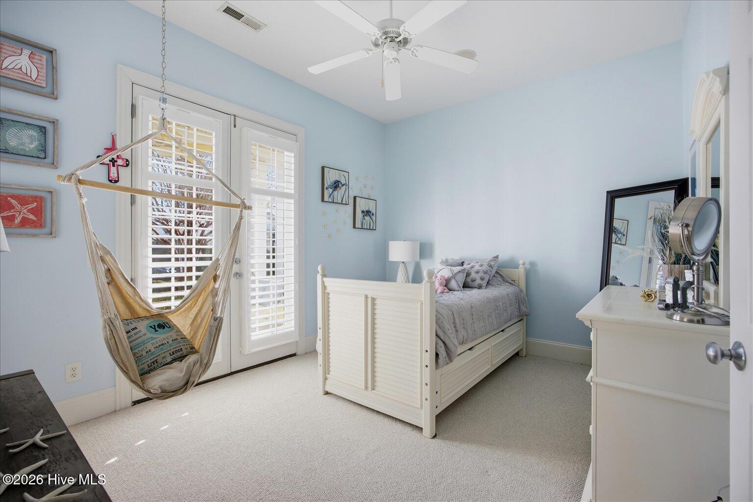 100547211 | Photo 11