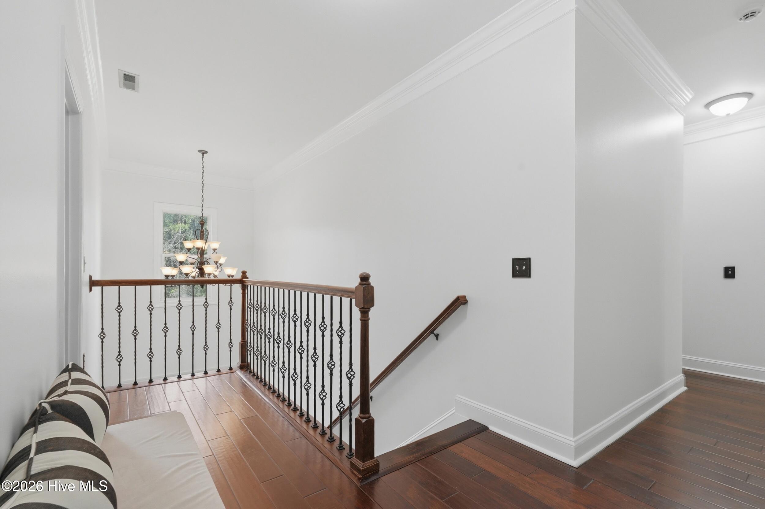 100551970 | Photo 50