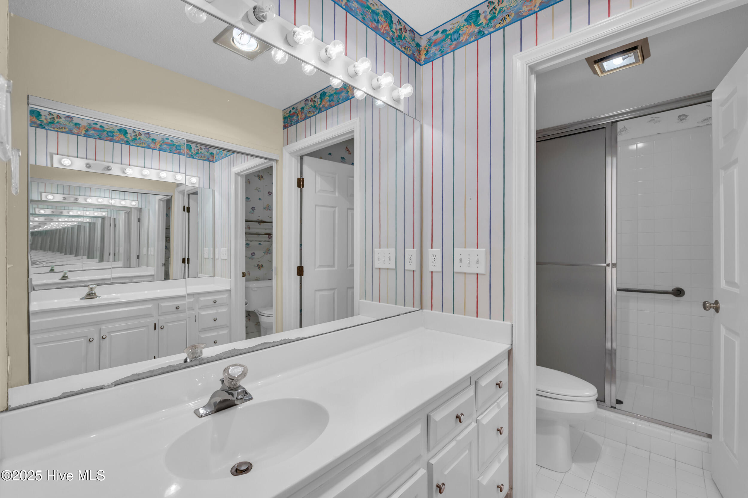 100546535 | Photo 26