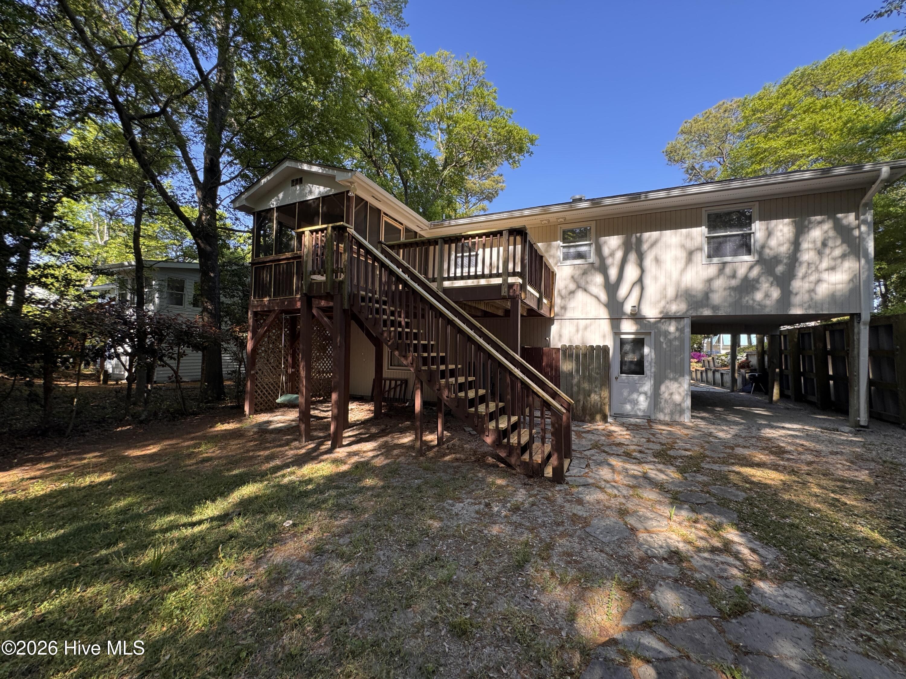 100567539 | Photo 12