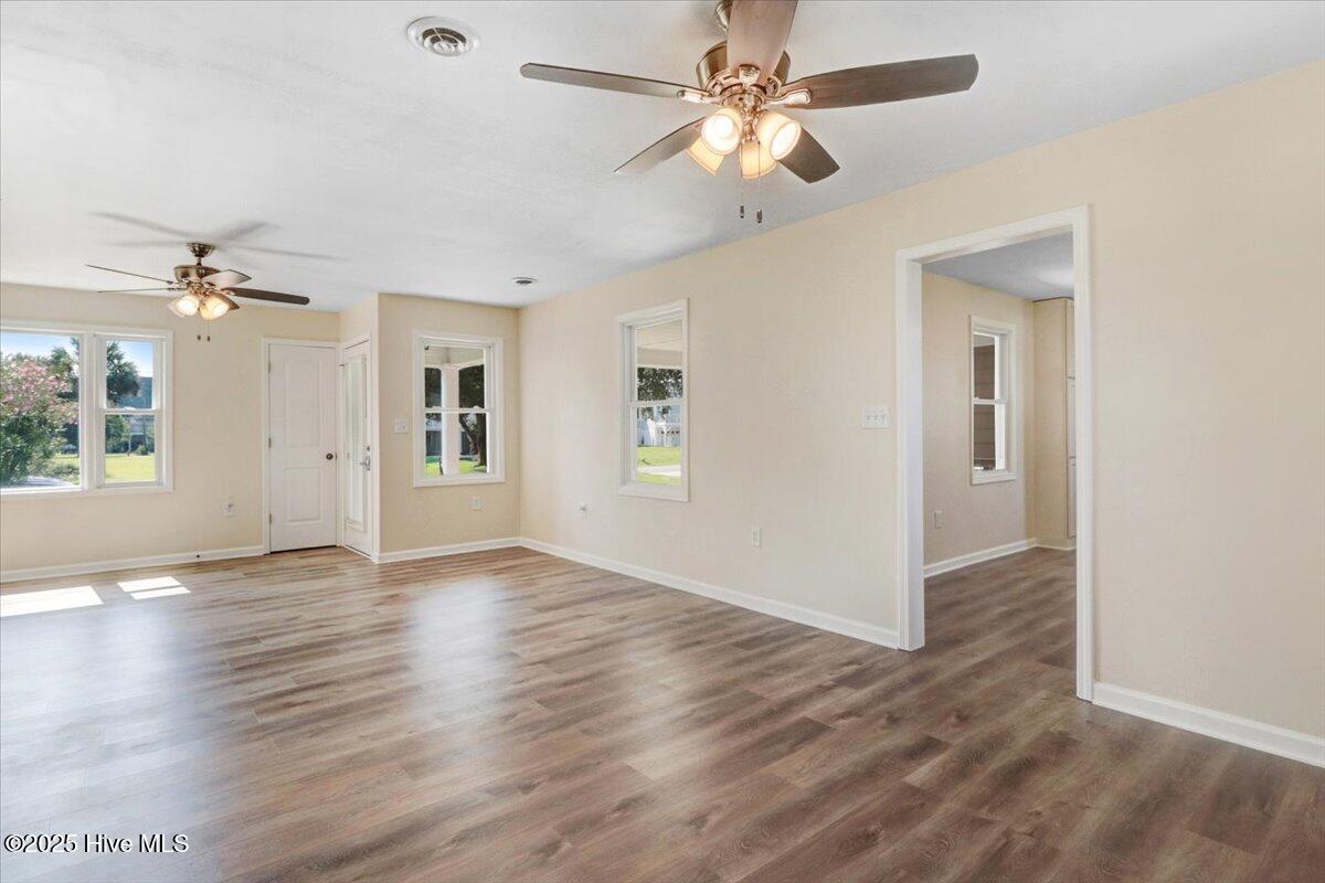 100521528 | Photo 34