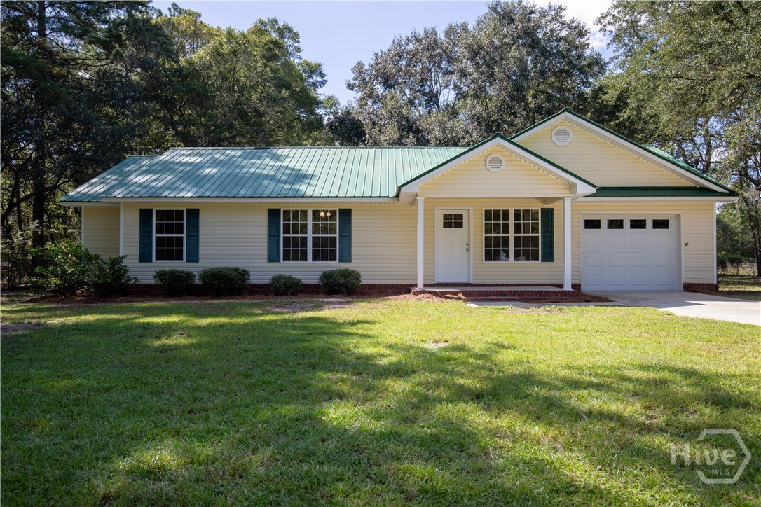 Photo 1 of Single family home for sale at 2121 Ne Darwel Long Rd, Ludowici, GA 31316 | MLS# SA364944 | Listing updated on 2026-09-19