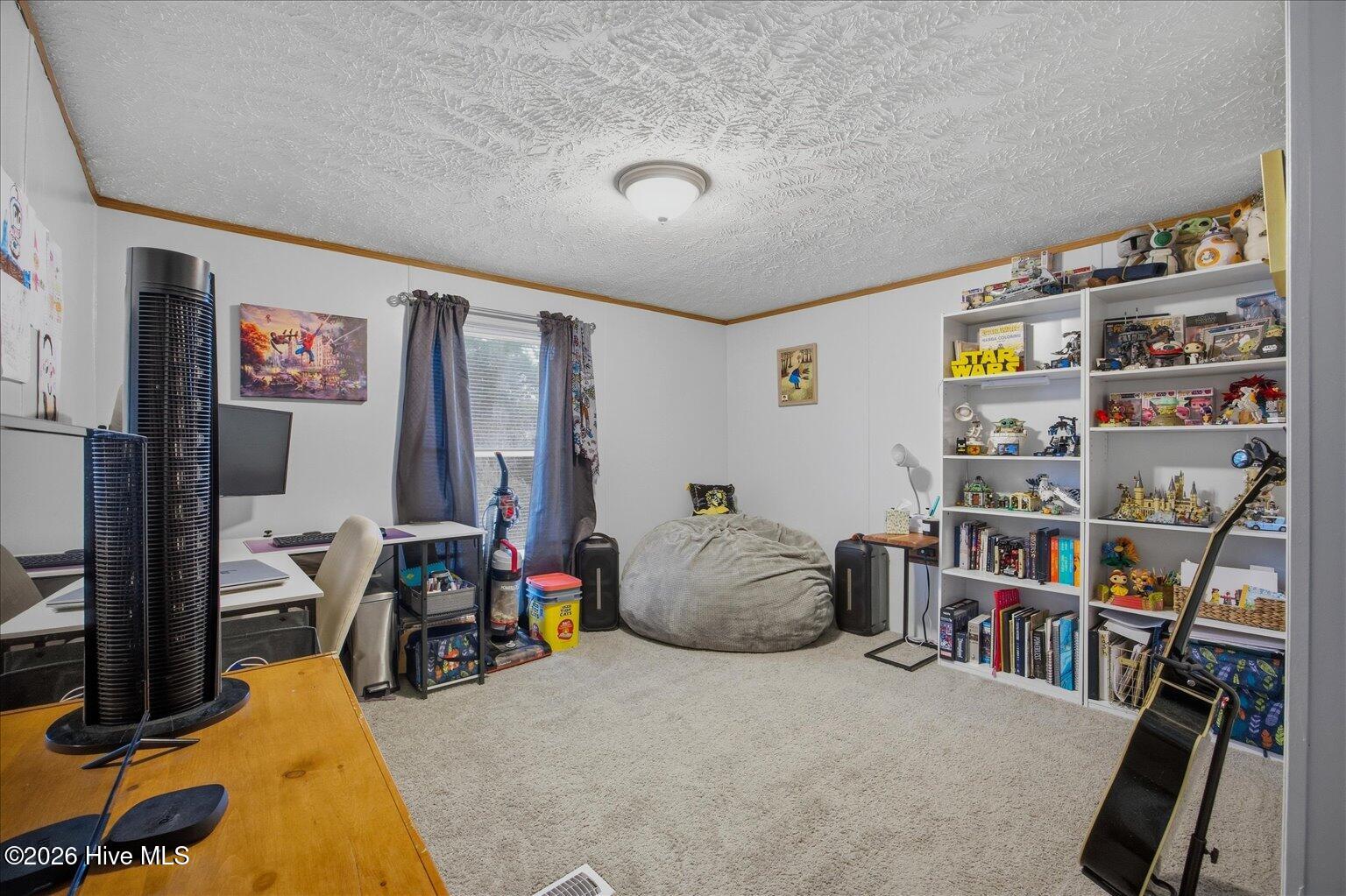 100556219 | Photo 34