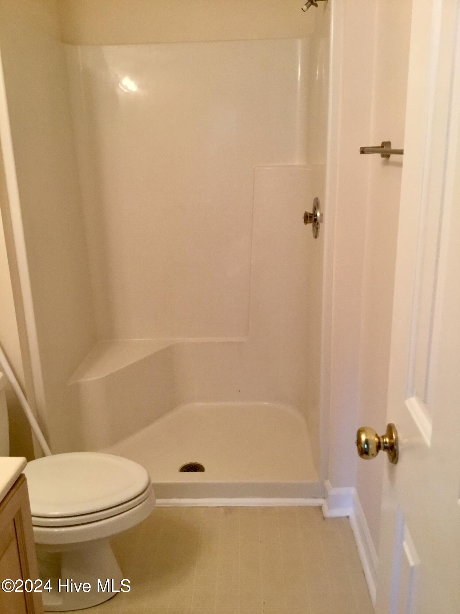 100550478 | Photo 13