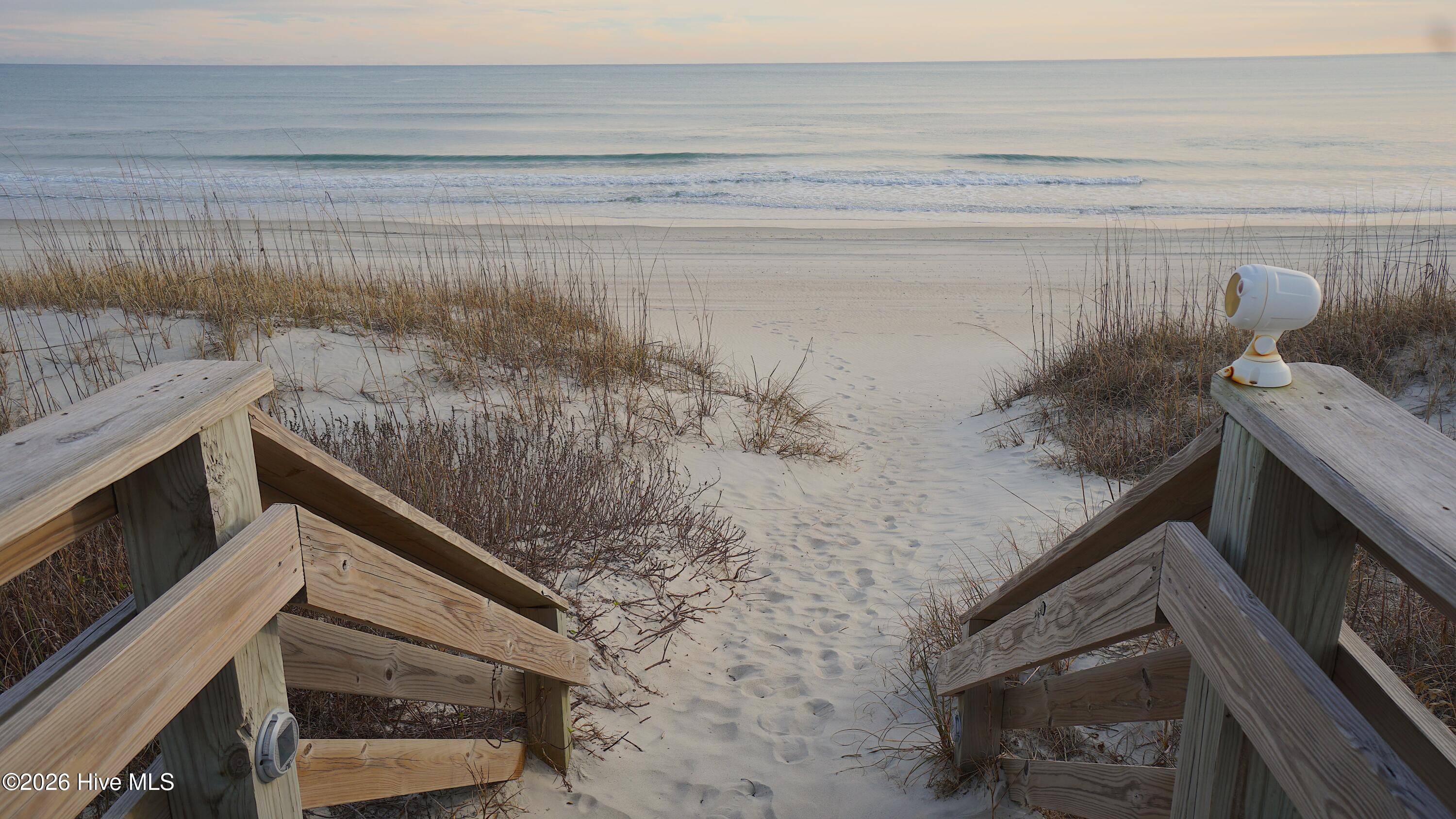 2401 W Ft Macon Road A202,Atlantic Beach