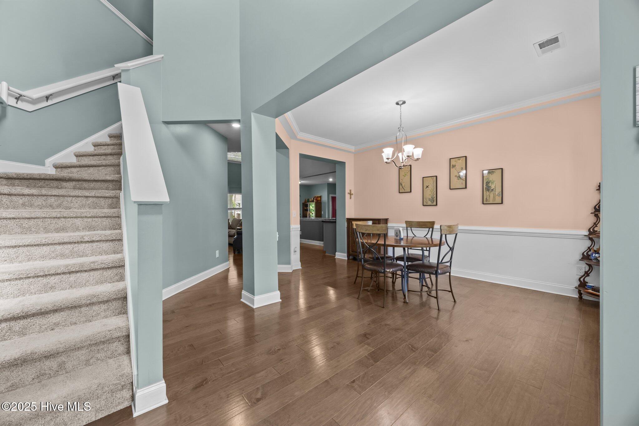 100518510 | Photo 14