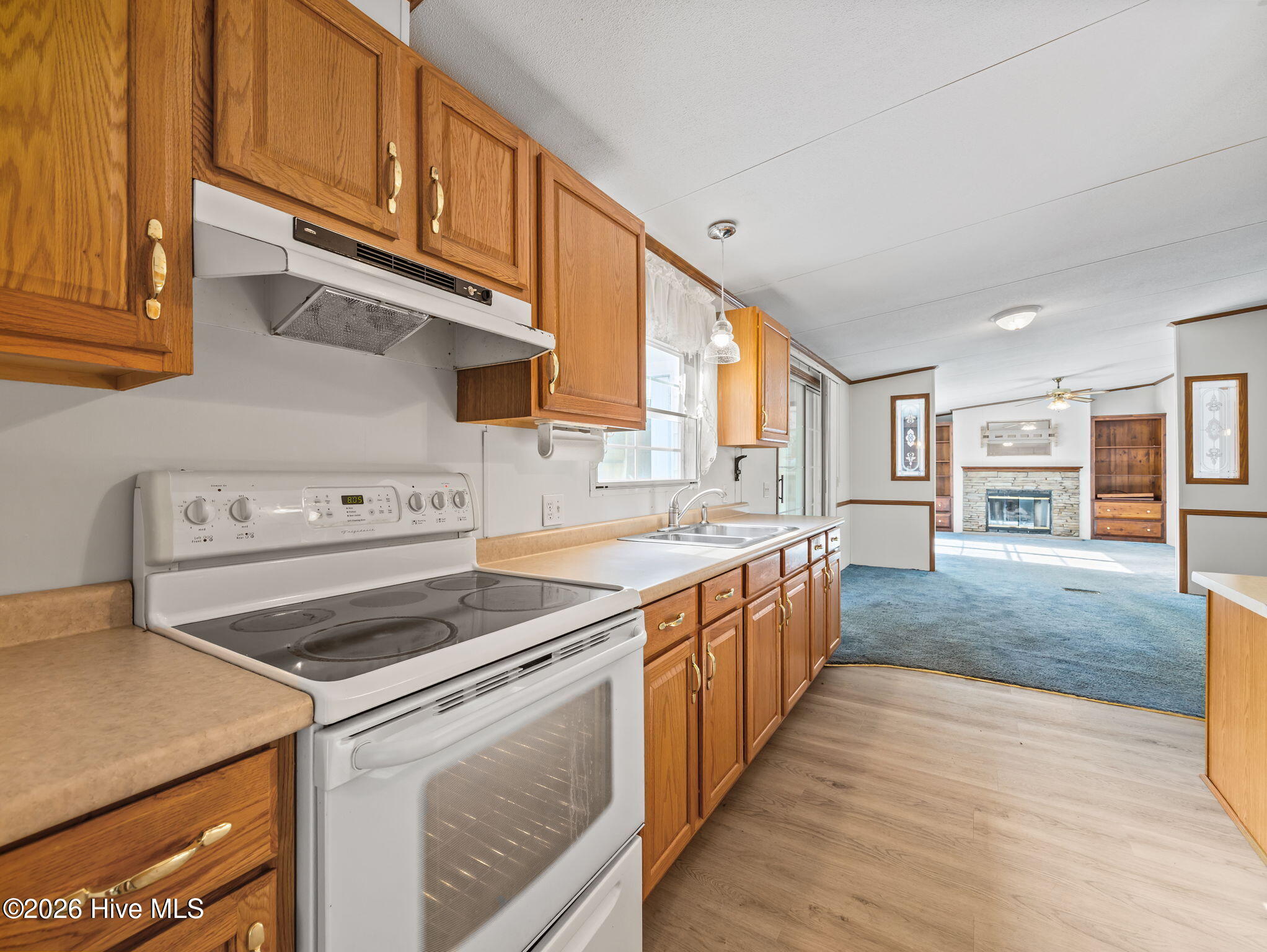 100565011 | Photo 17