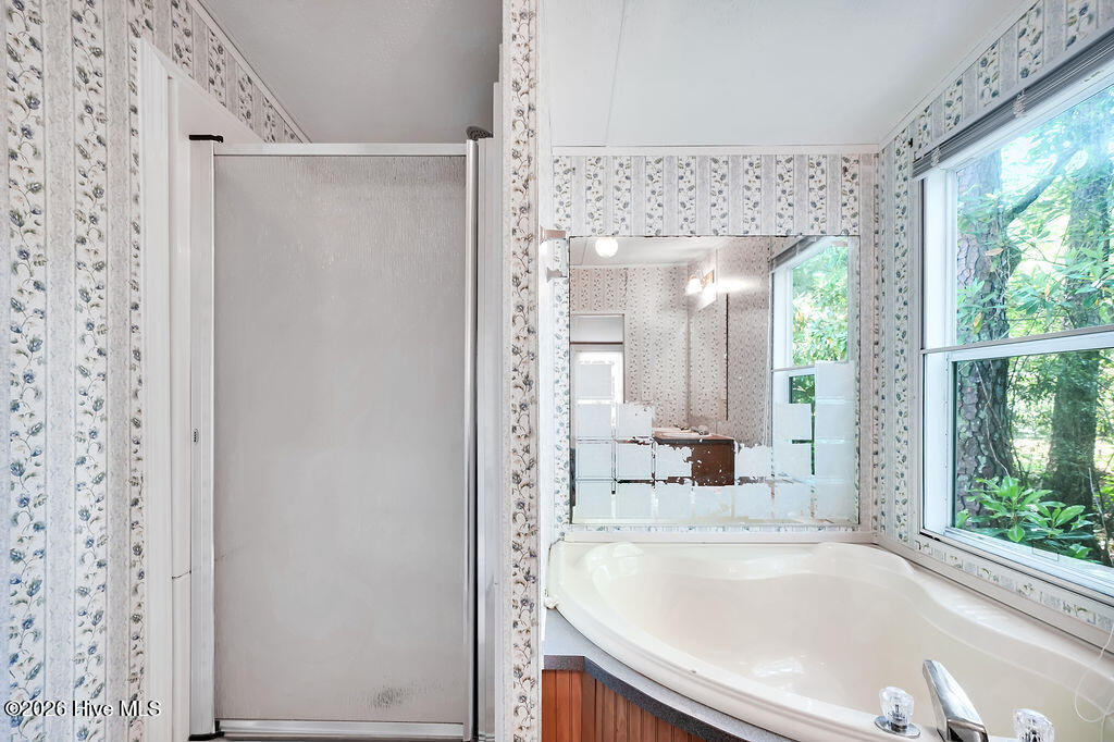 100569938 | Photo 26