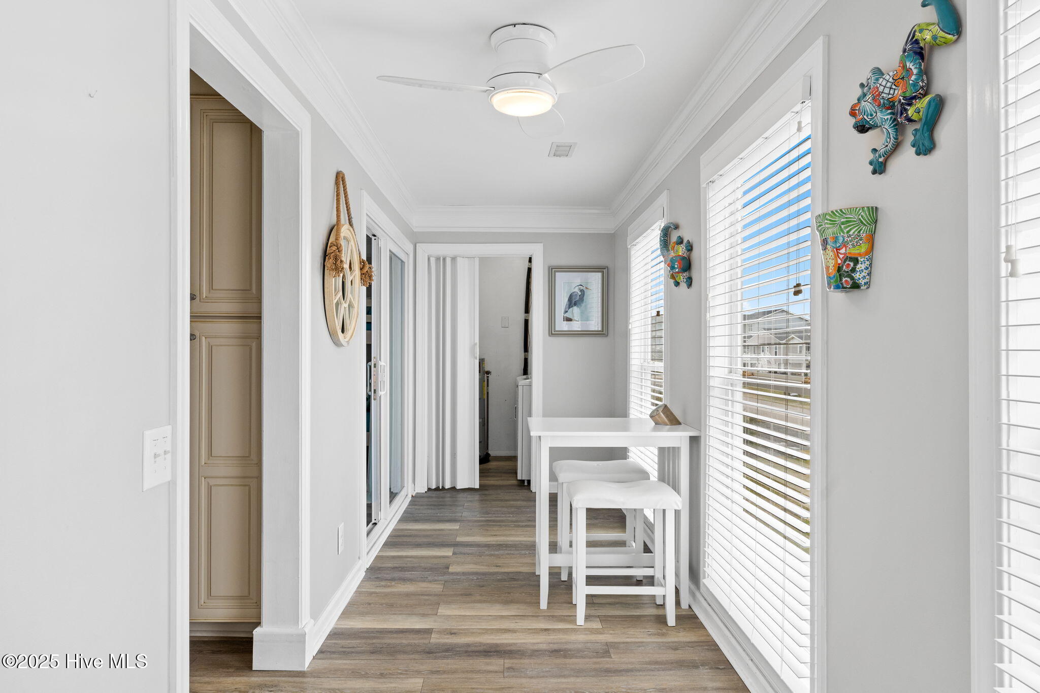 100544859 | Photo 16