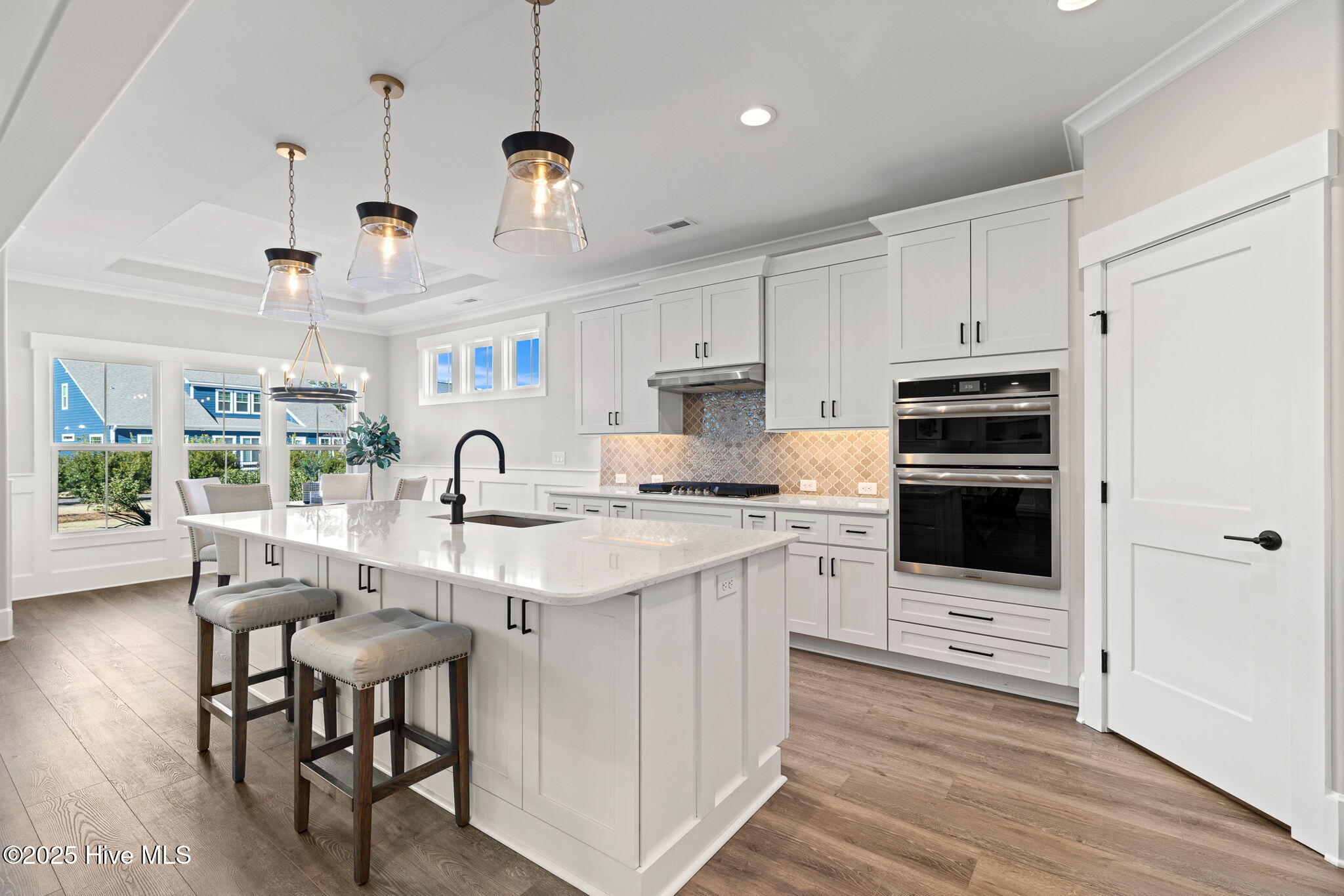 100522532 | Photo 18