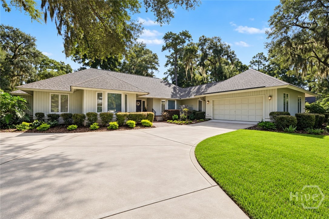 Photo 1 of Single family home for sale at 5 Heatherstone Ln, Savannah, GA 31411 | MLS# SA364880 | Listing updated on 2026-09-18