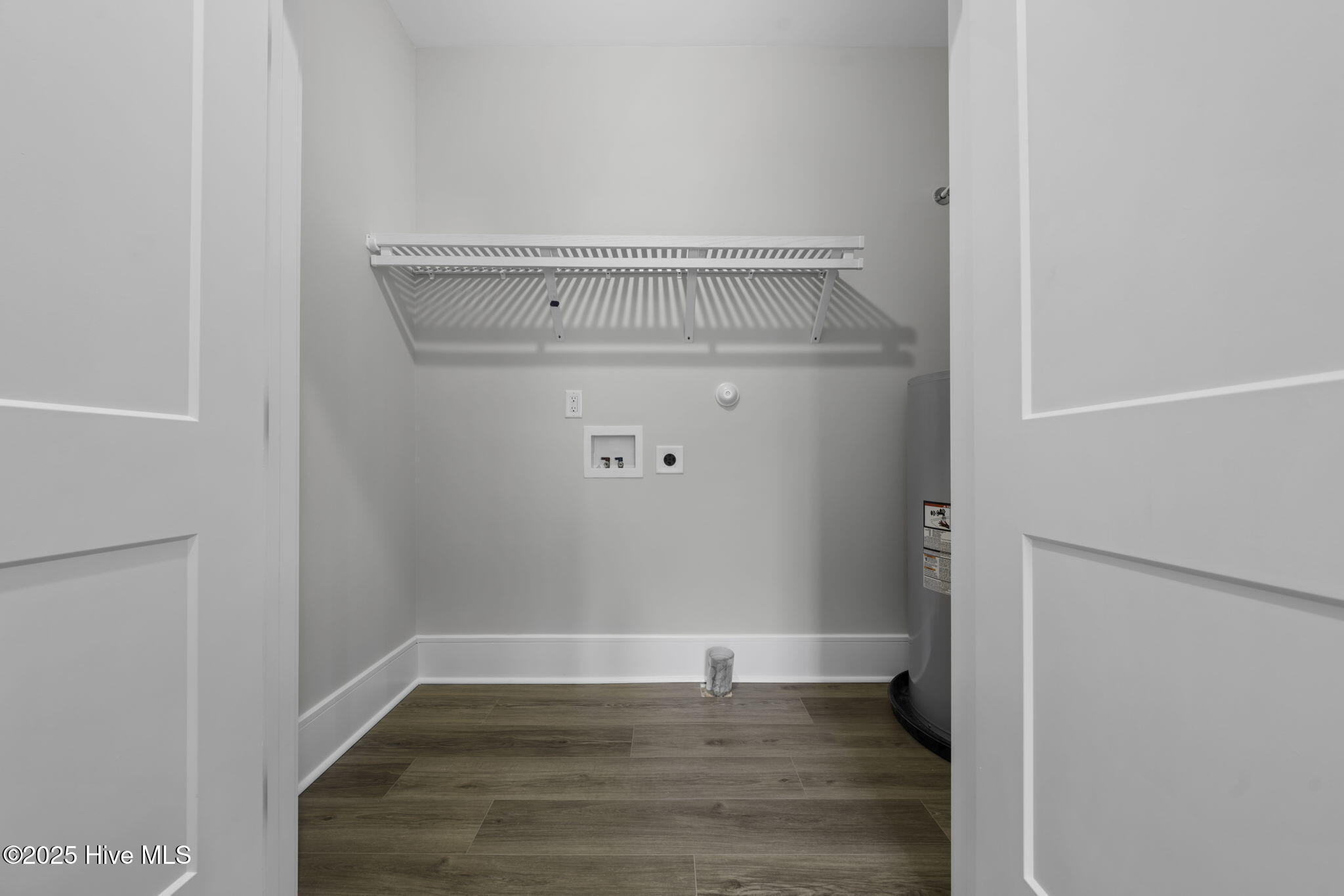 100519689 | Photo 50