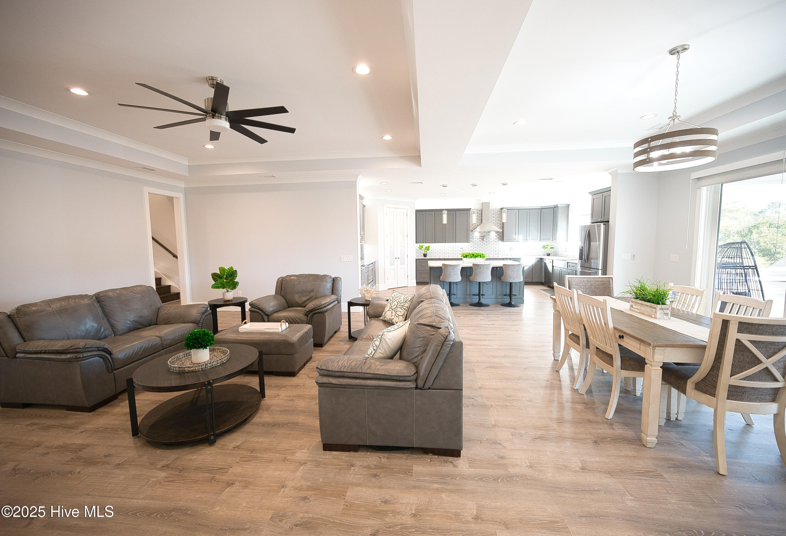 100546521 | Photo 34