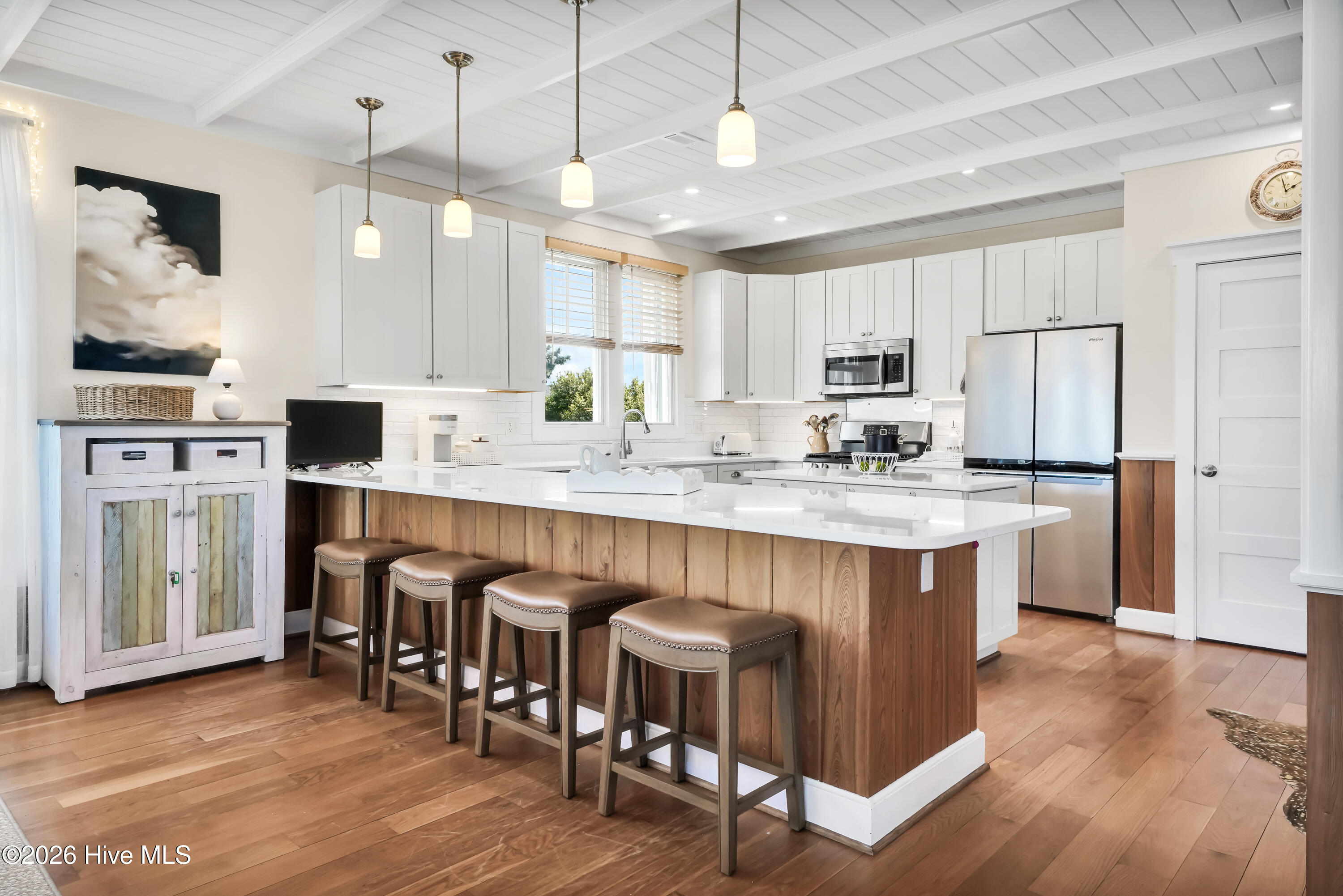 100562457 | Photo 31