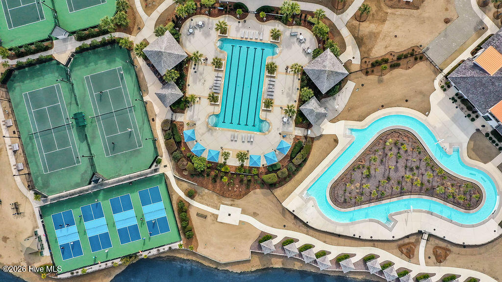 100555055 | Photo 42