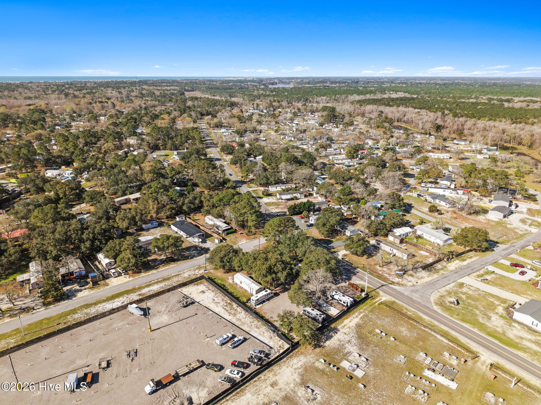 100561938 | Photo 17