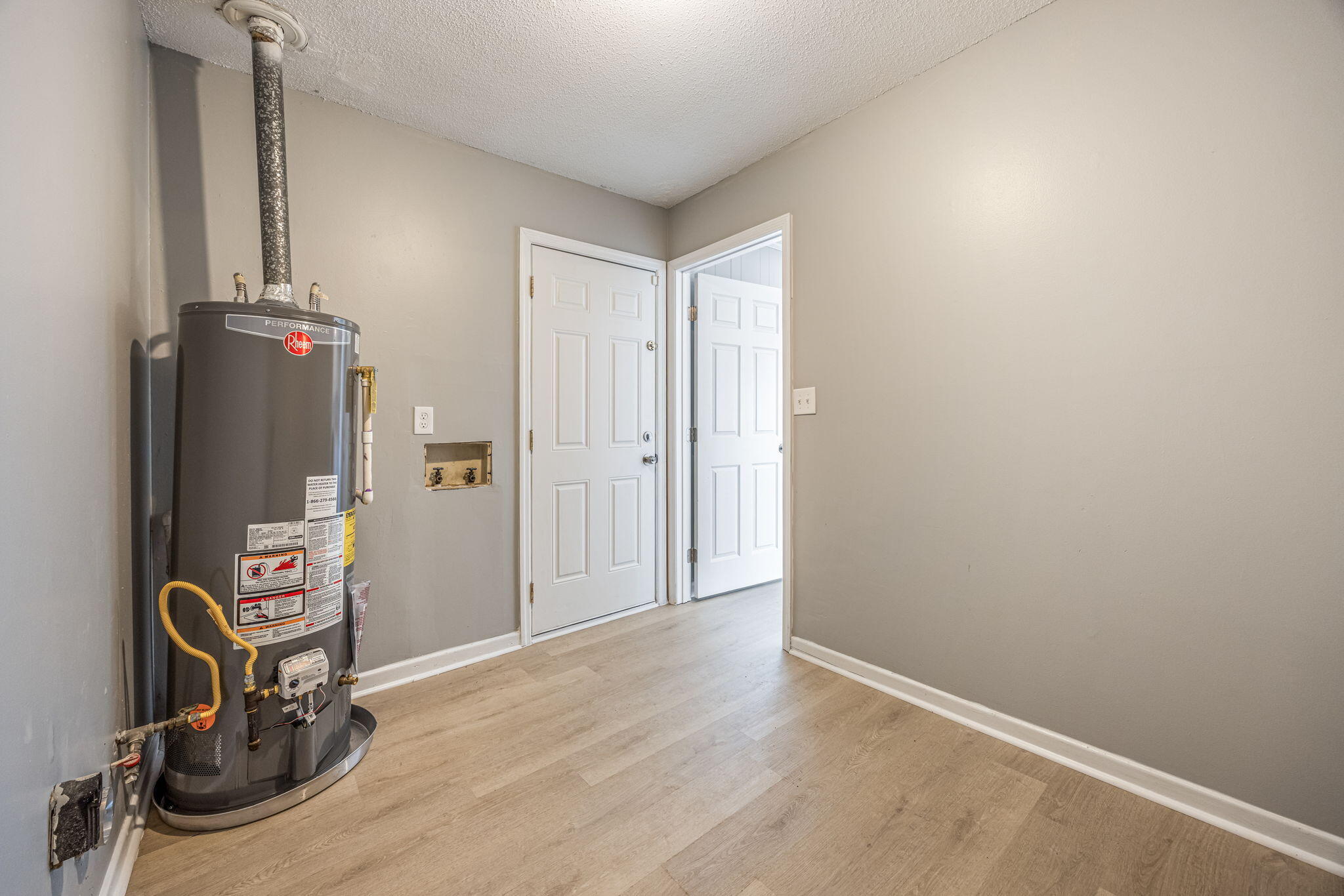 29-web-or-mls-2965 Meadowbrook Drive-06