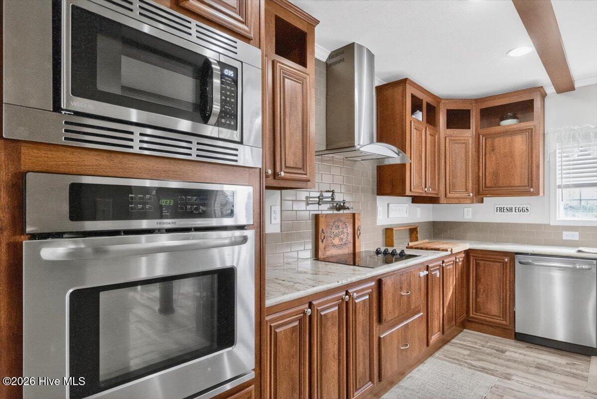 100551203 | Photo 14