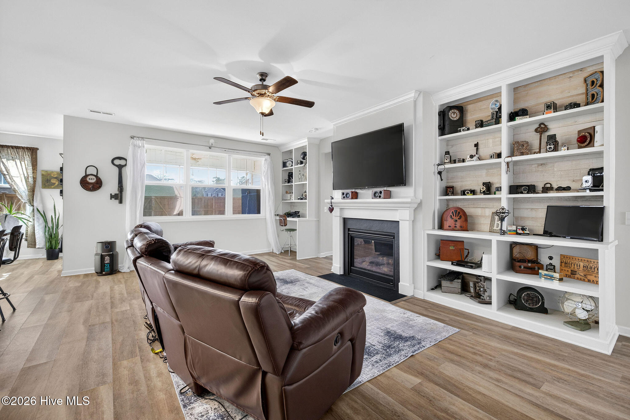 100547233 | Photo 10