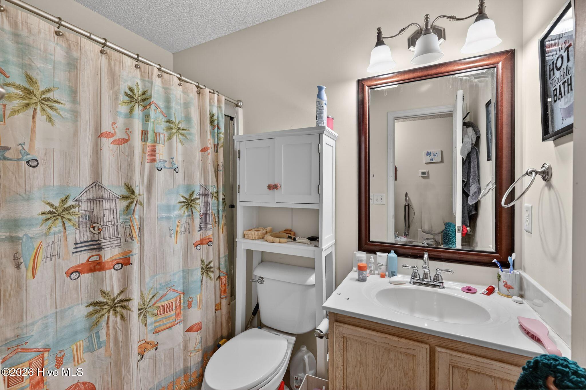 100558774 | Photo 15