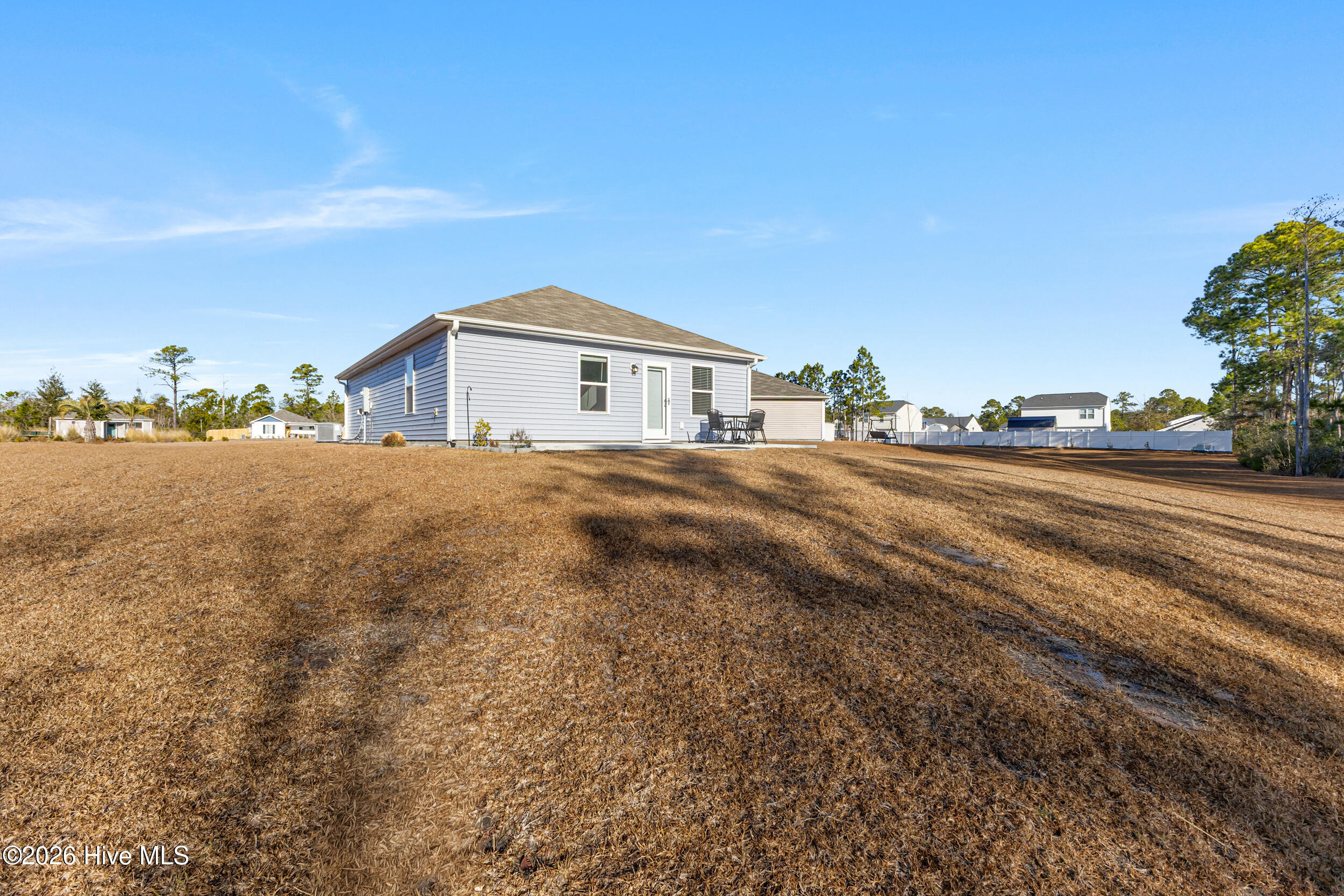 100547878 | Photo 24