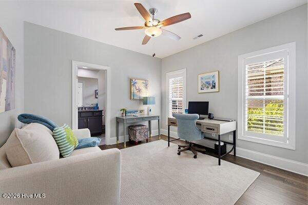 100566172 | Photo 27