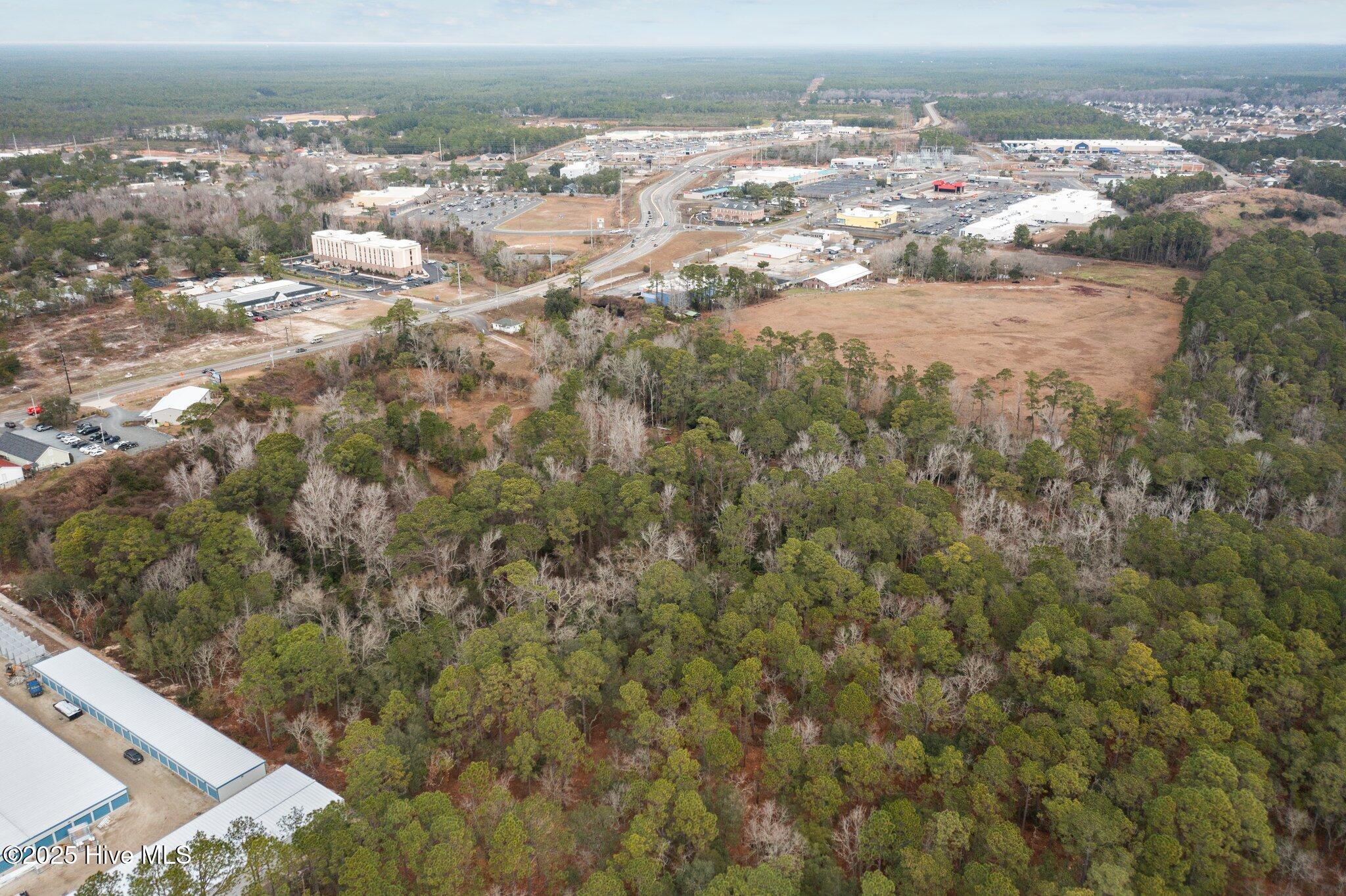 100545245 | Photo 72