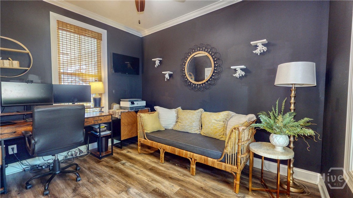 Small bedroom or home office