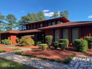 201 Country Club Home Photo V