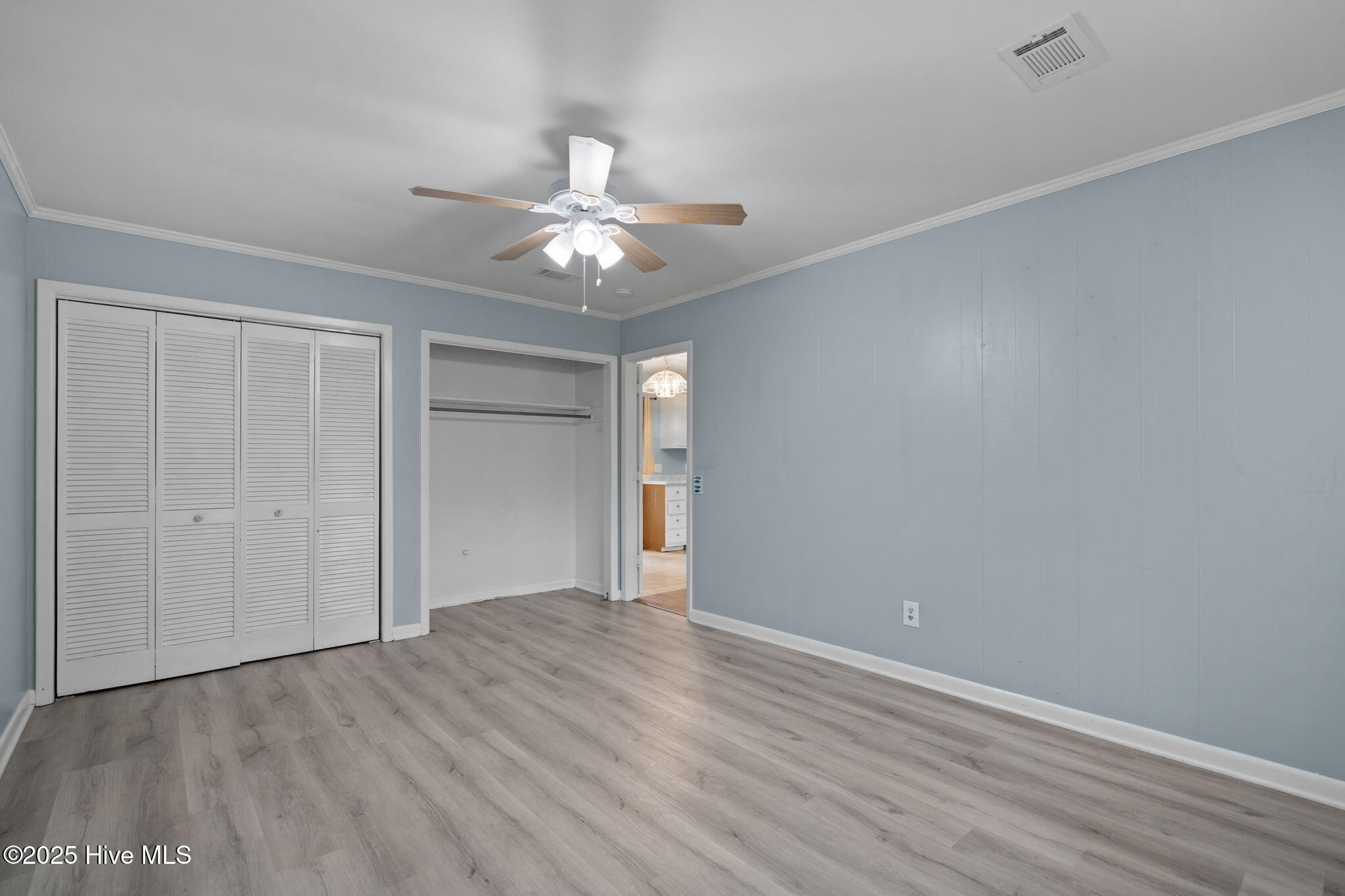 100531423 | Photo 21