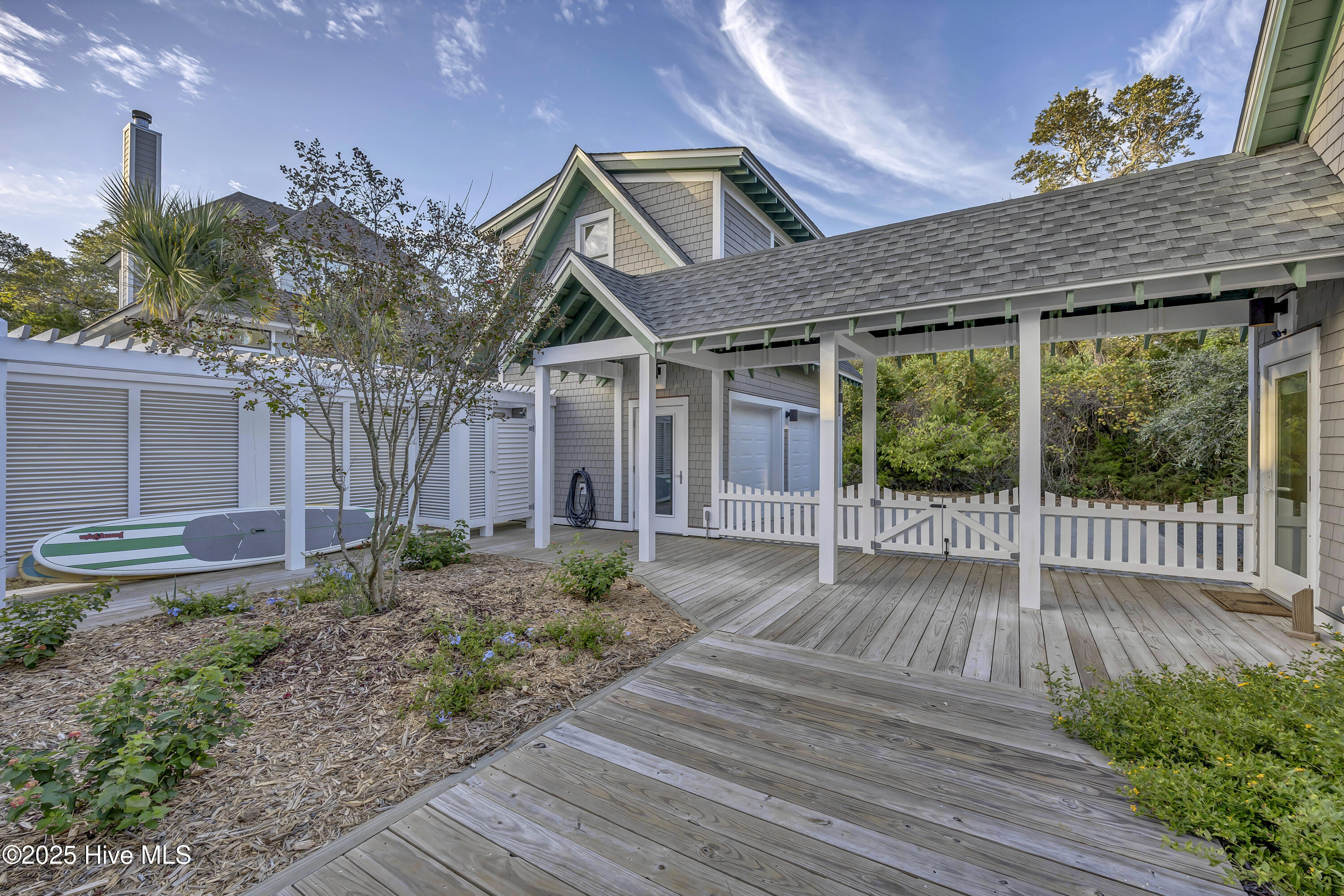 100534977 | Photo 36