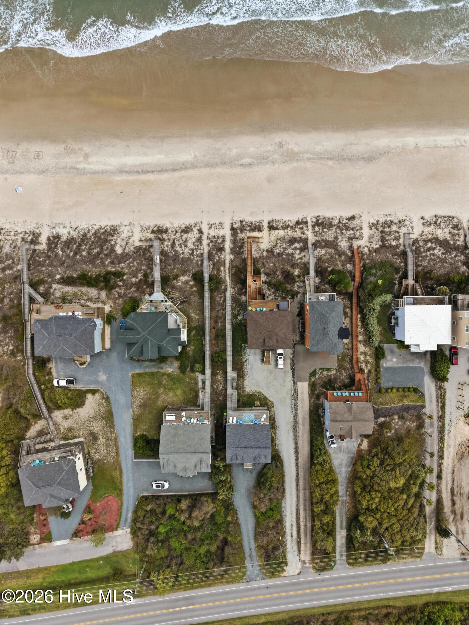 100566063 | Photo 65