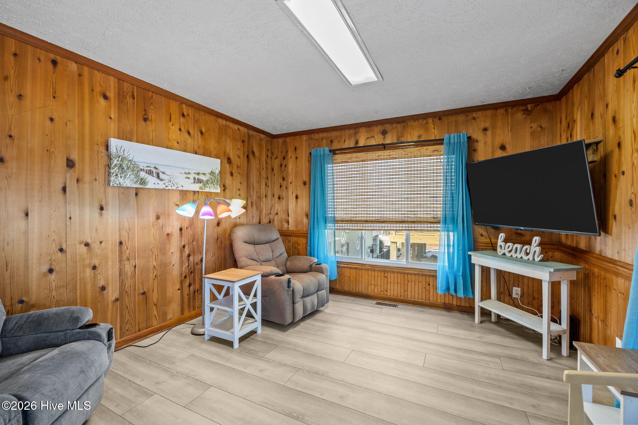 100545181 | Photo 13