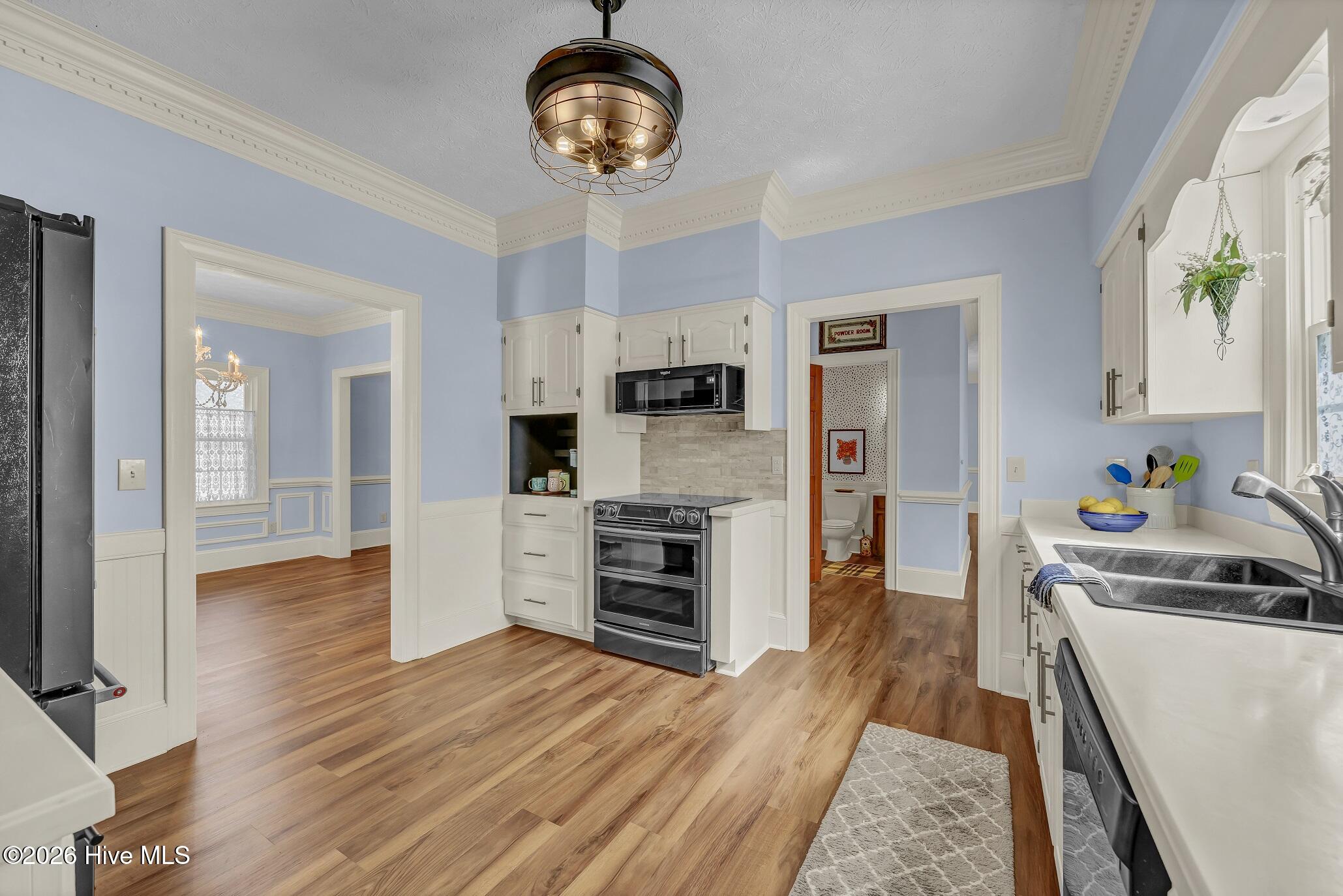 100565021 | Photo 12