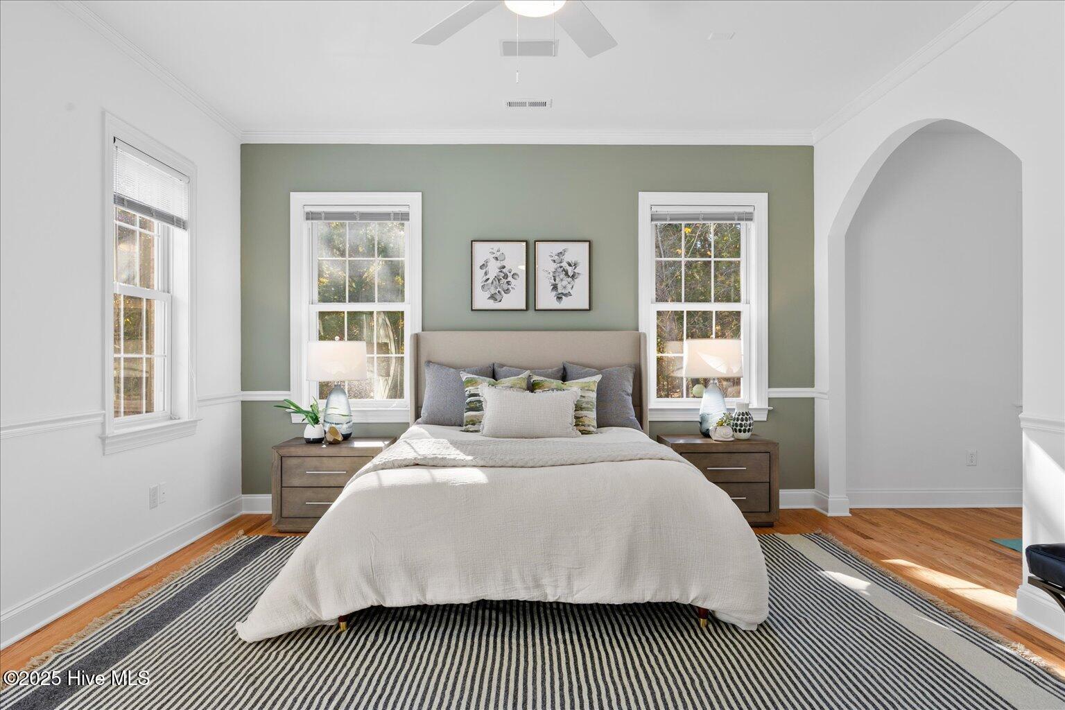 100539645 | Photo 33