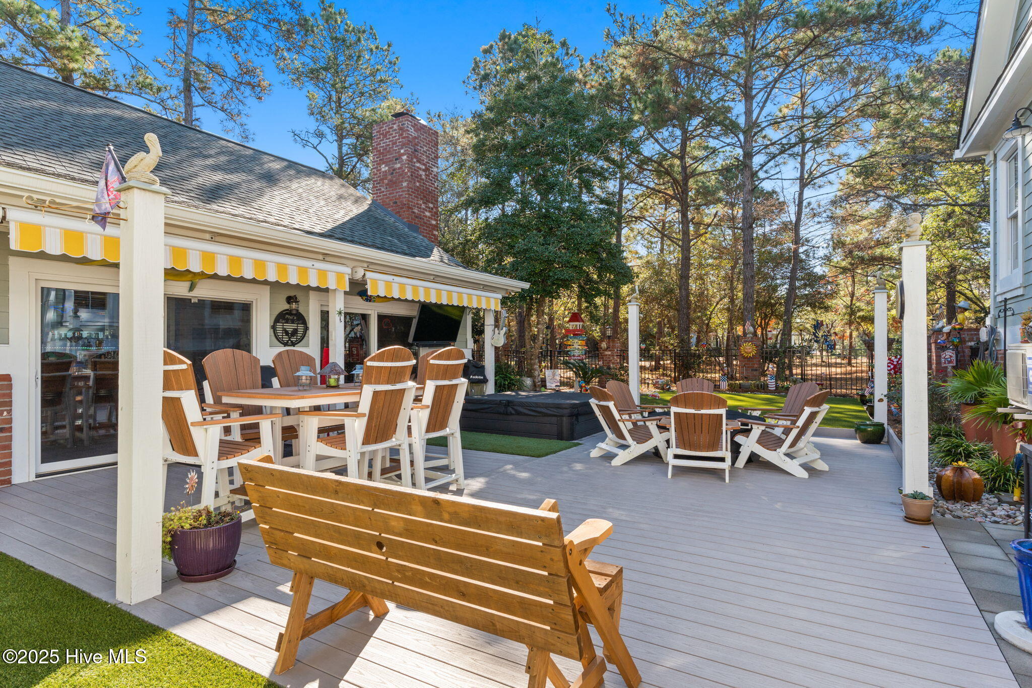 100544060 | Photo 61