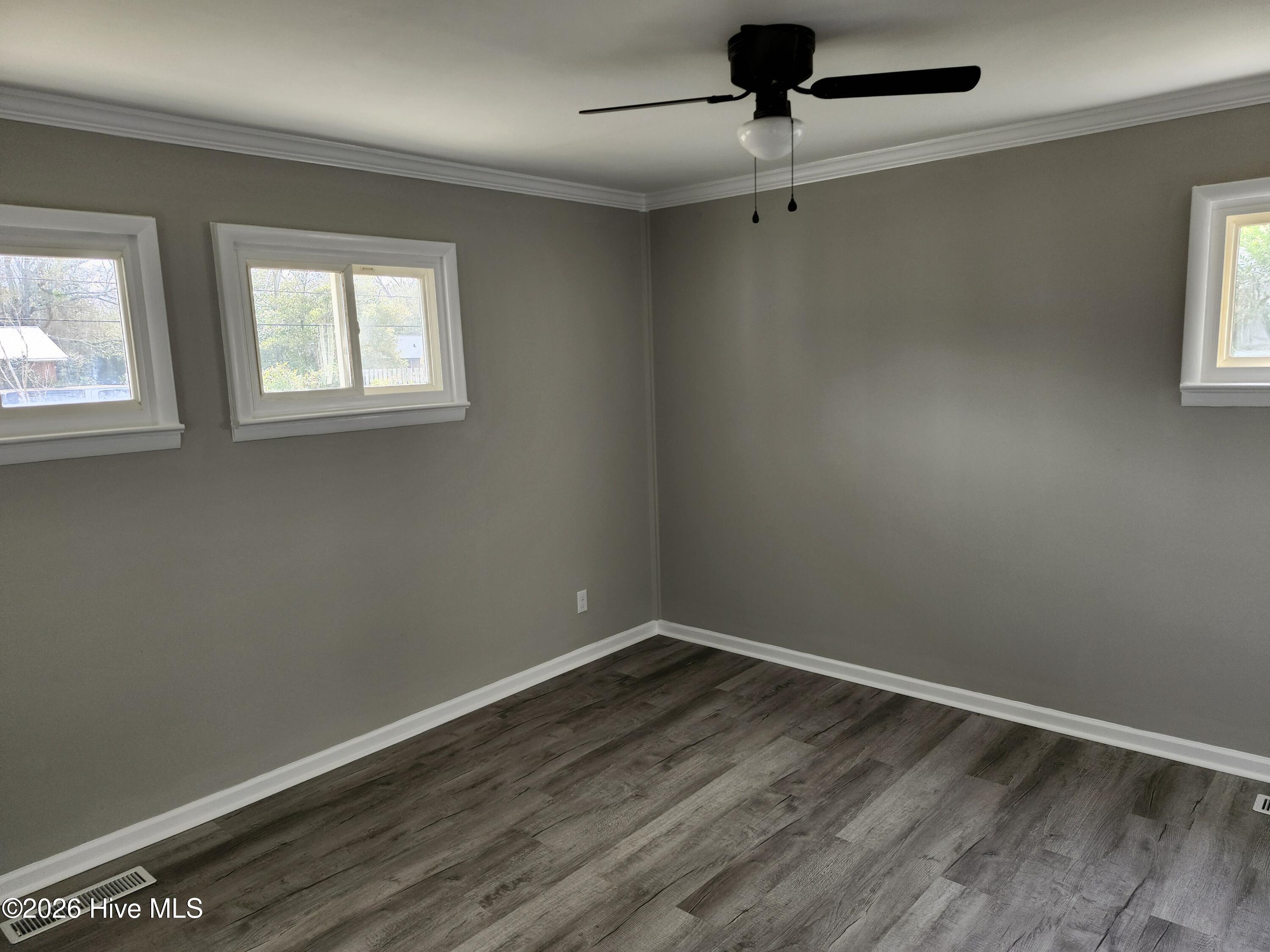 100556801 | Photo 14