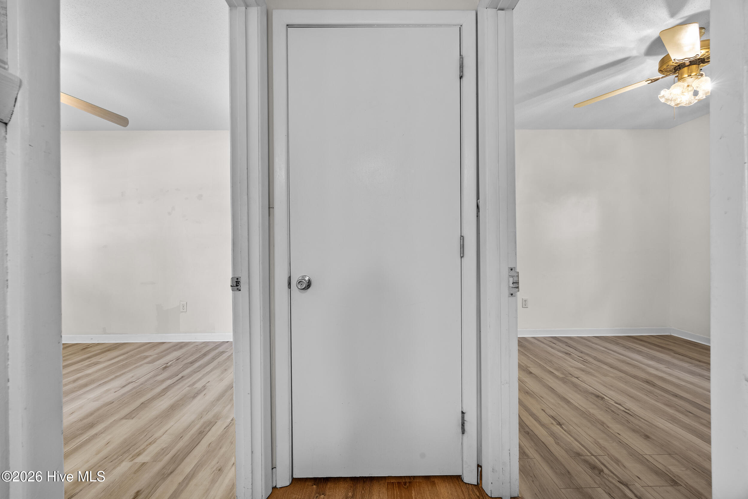 100569025 | Photo 27