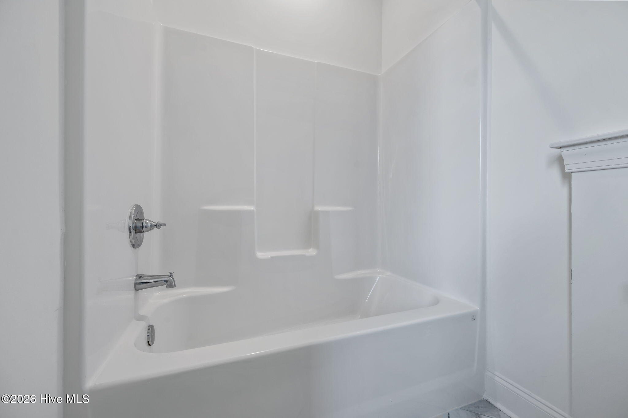 100567807 | Photo 45