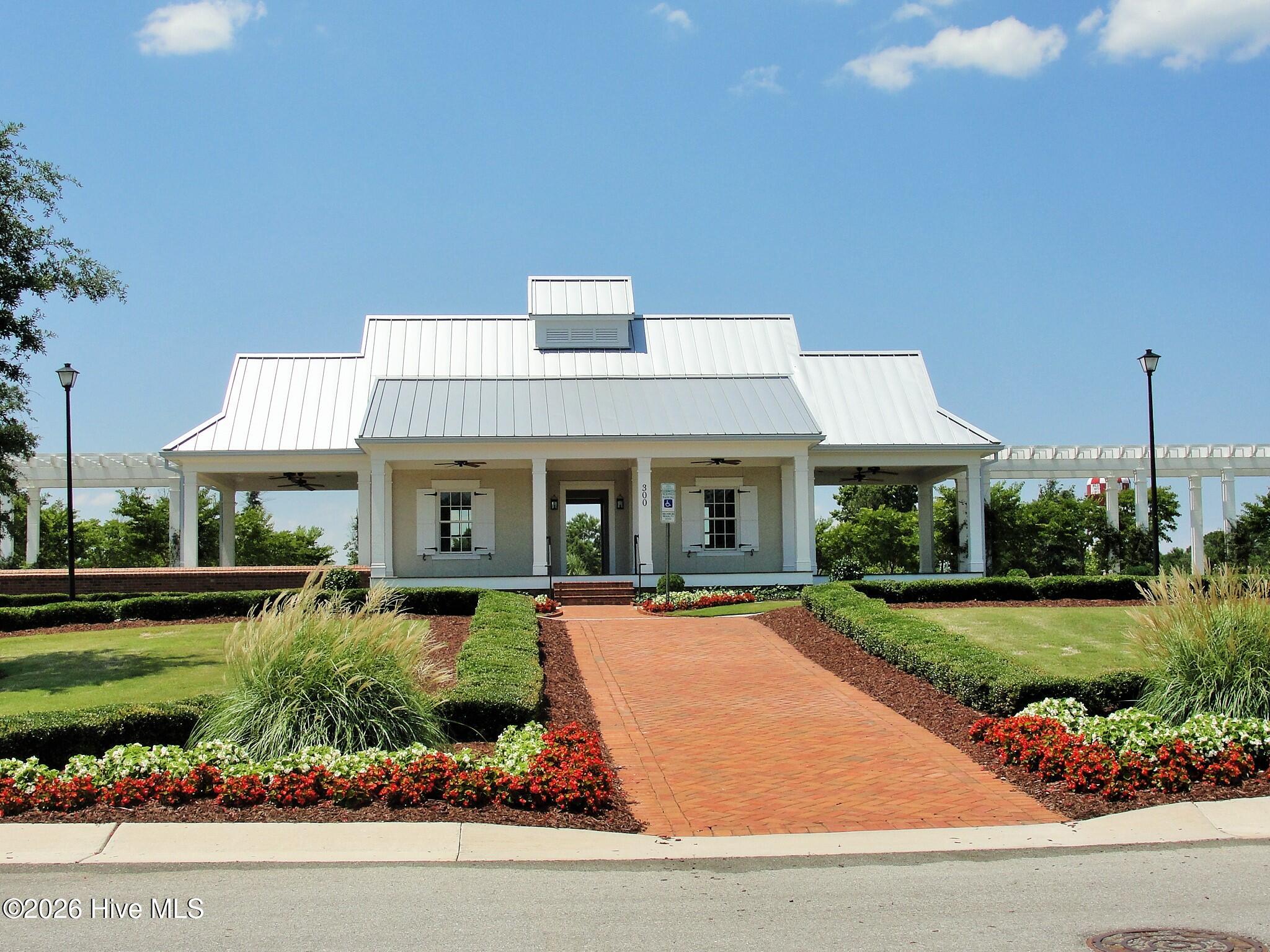 746 Cannonsgate Drive,Newport
