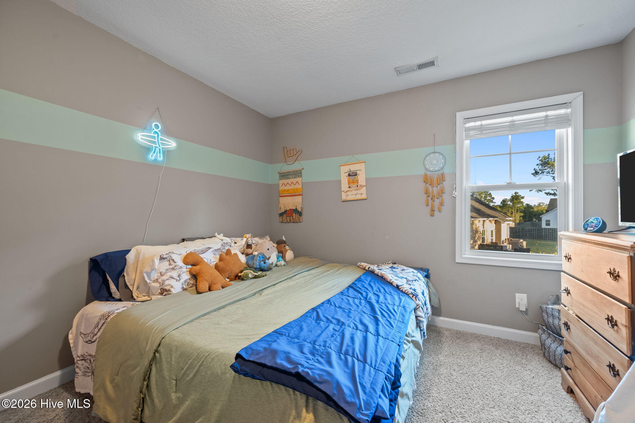 100564258 | Photo 32