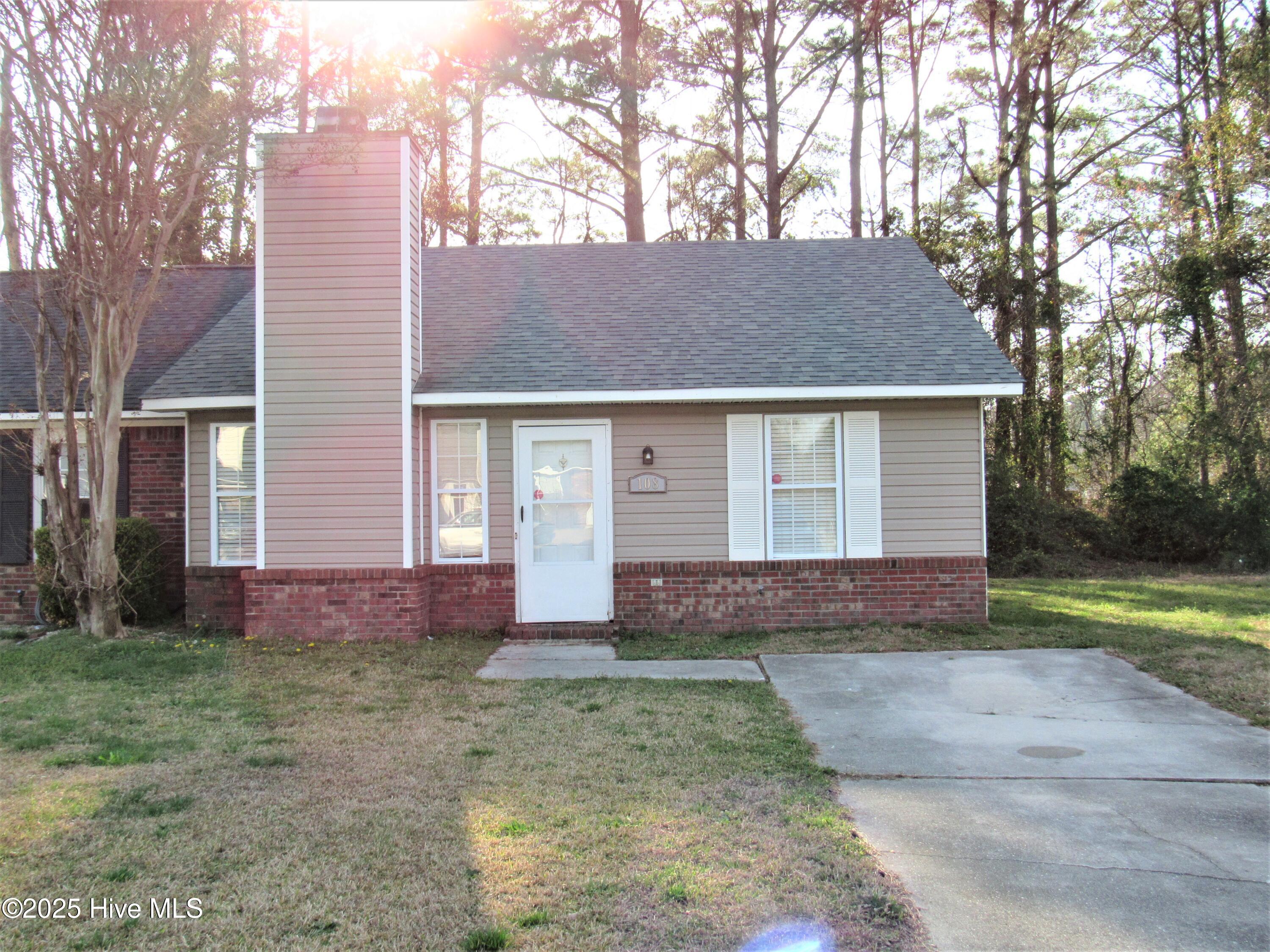 108 Glenside Court,Midway Park