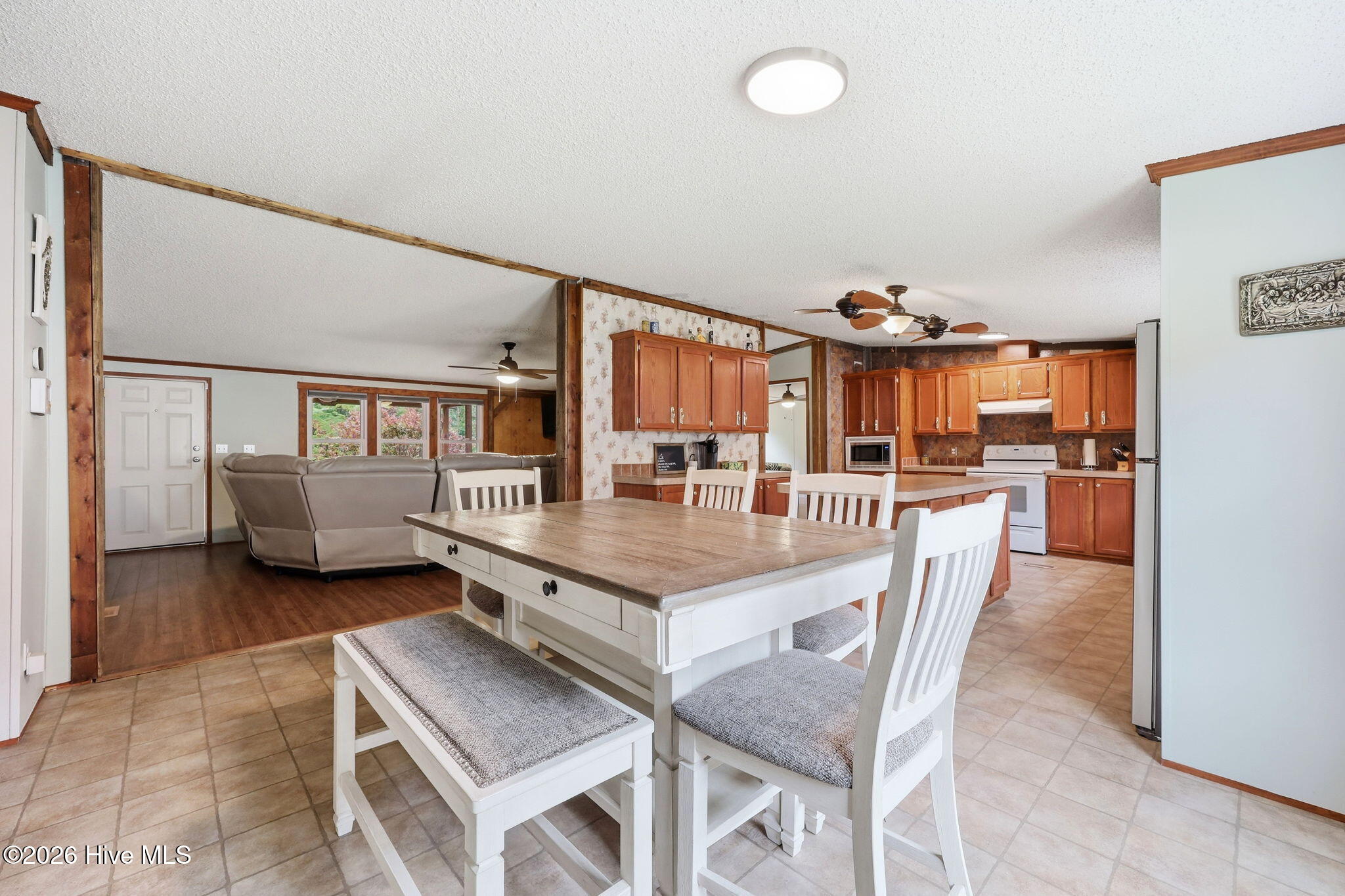157 Hall Road,Newport