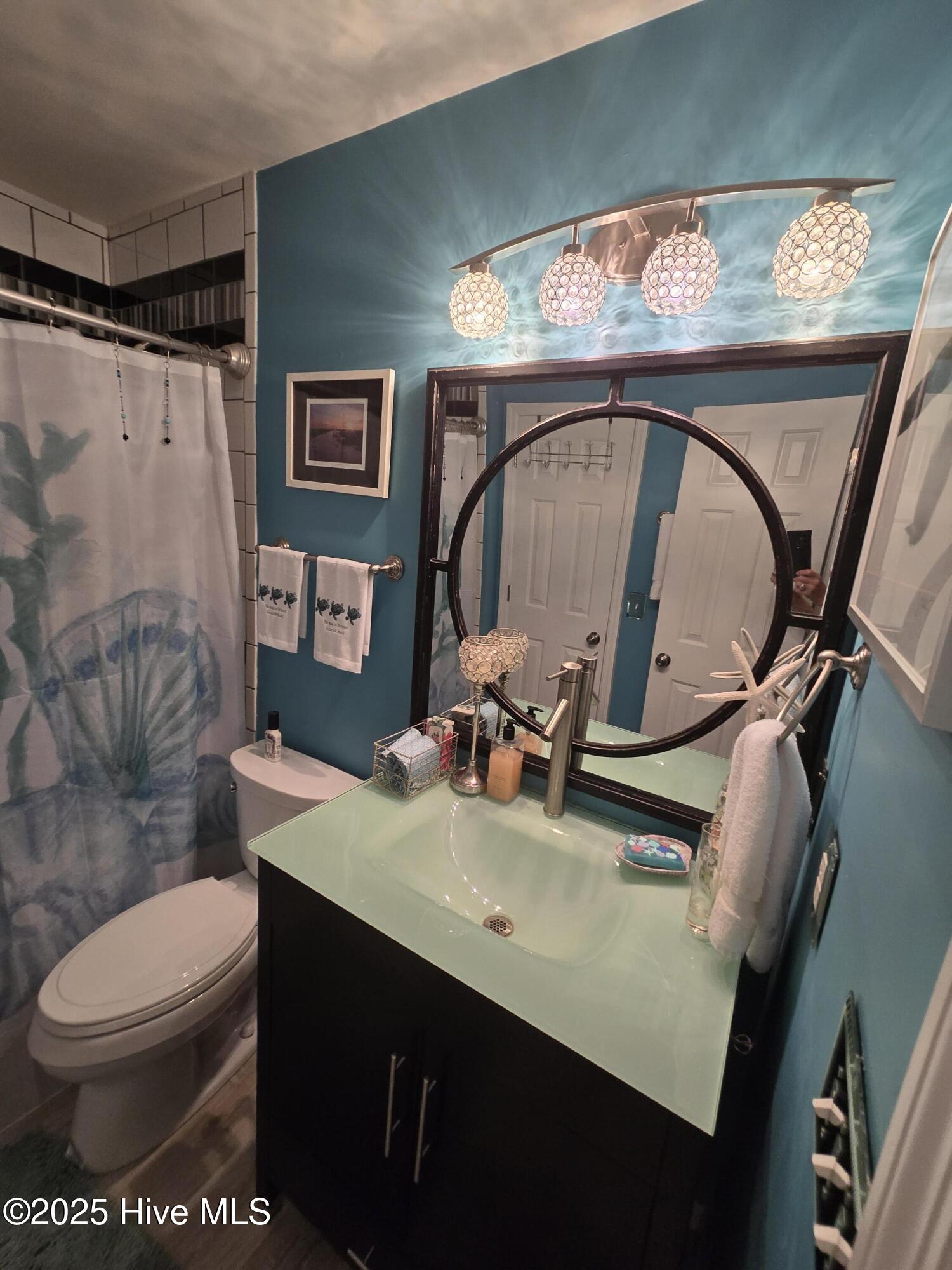 100465977 | Photo 21