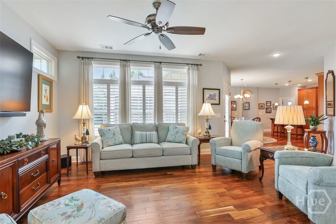 232 Kingfisher Circle