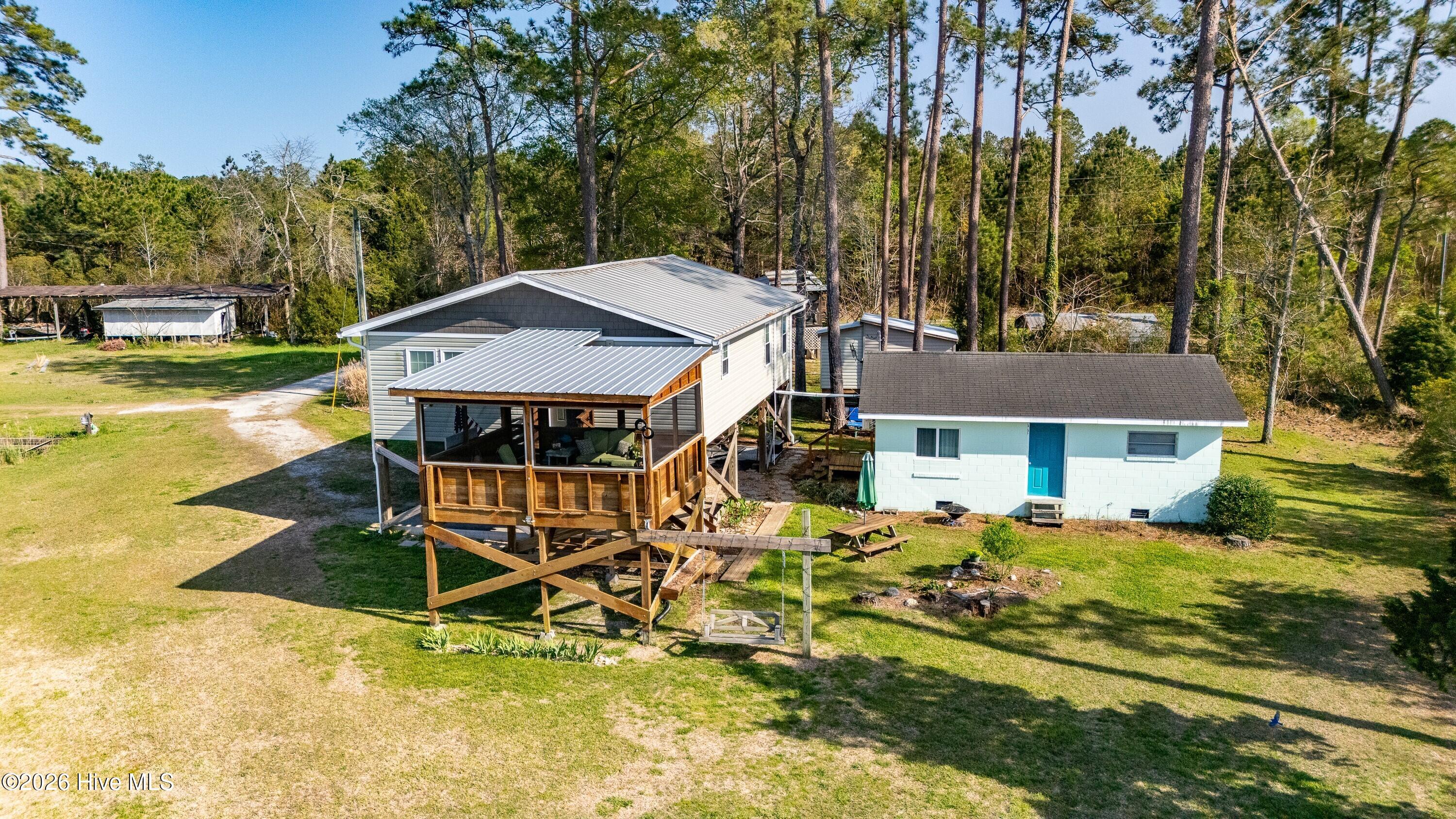 678 Weaver Camp Road,Merritt