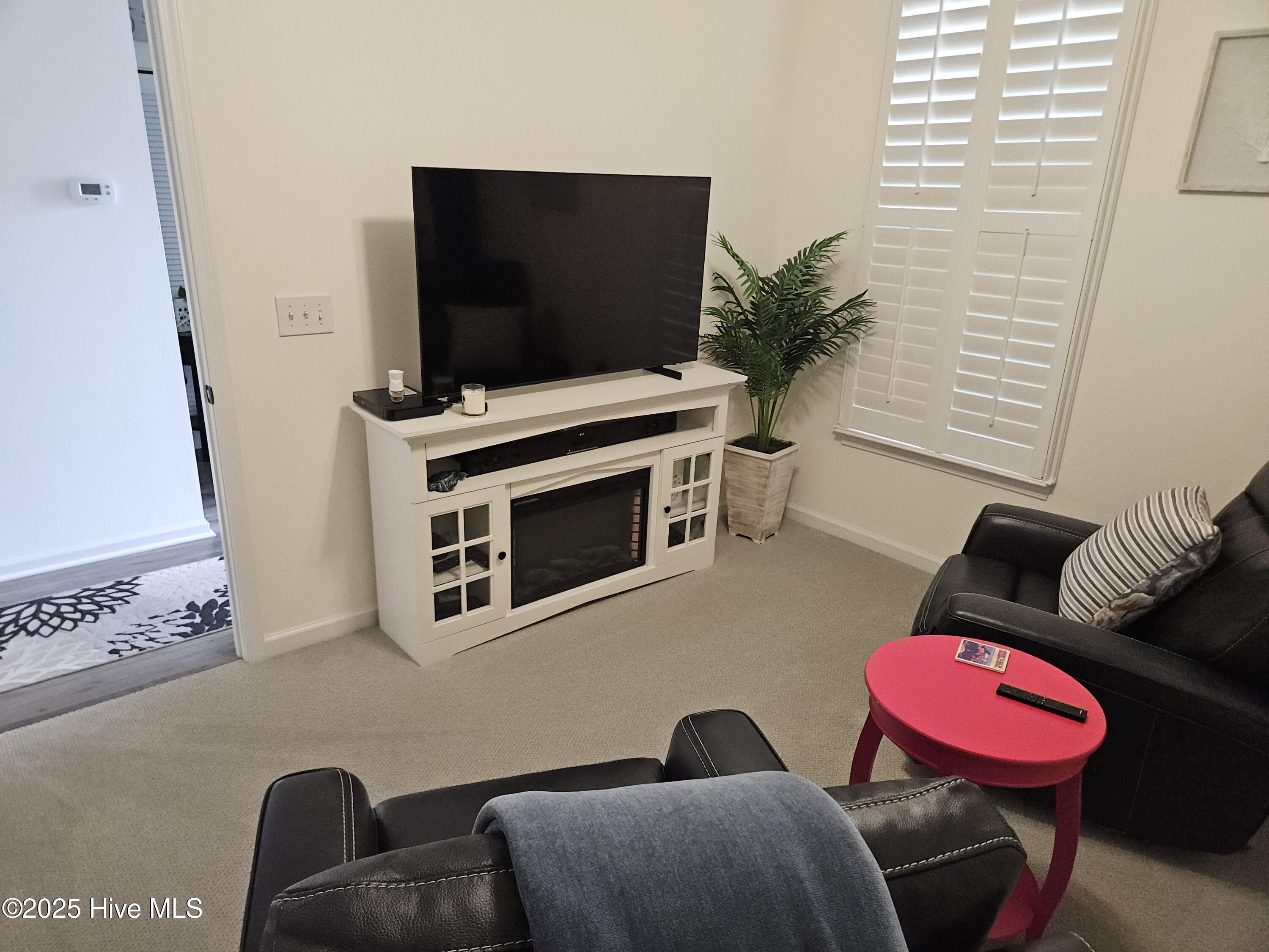 100542567 | Photo 62