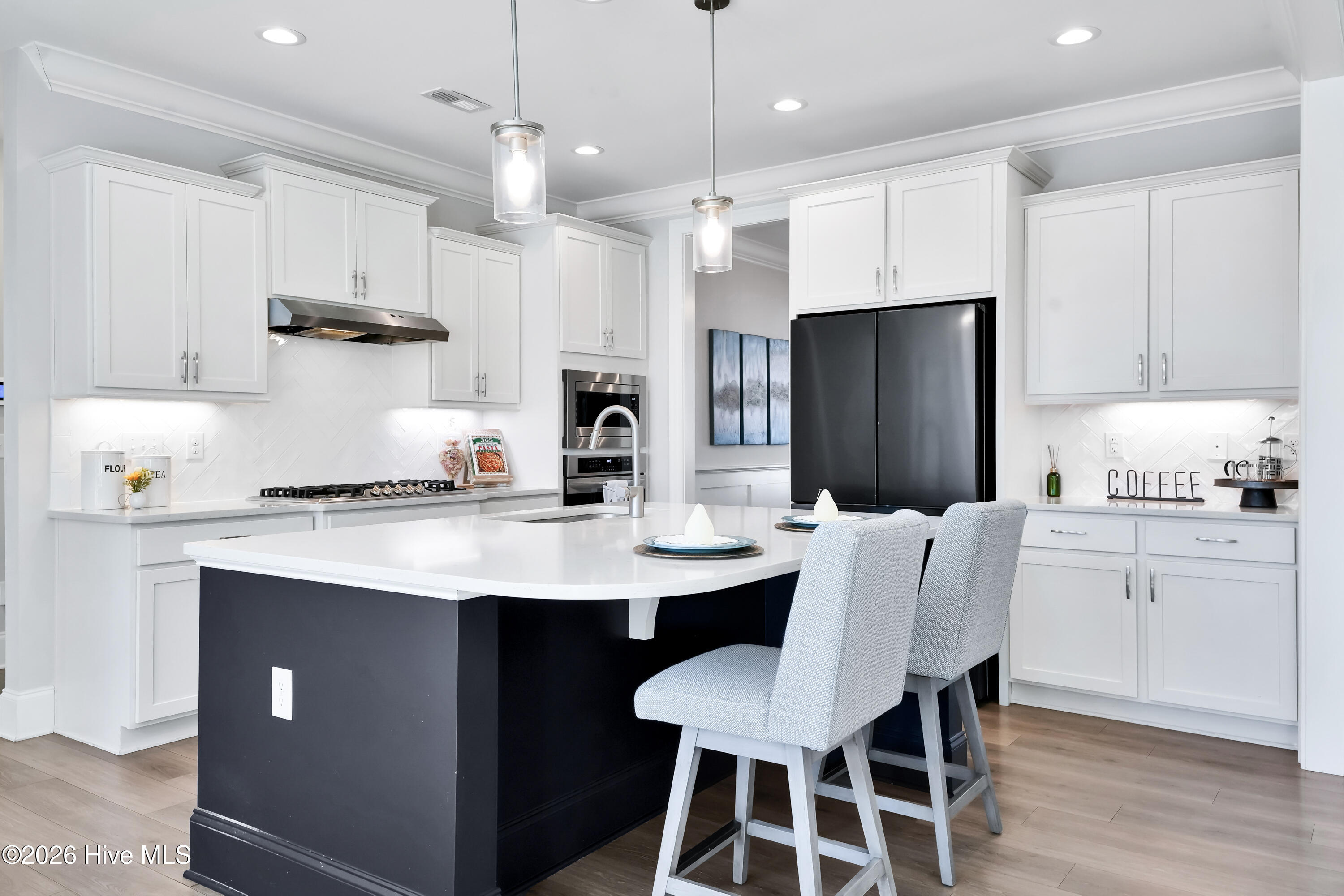 100551656 | Photo 14