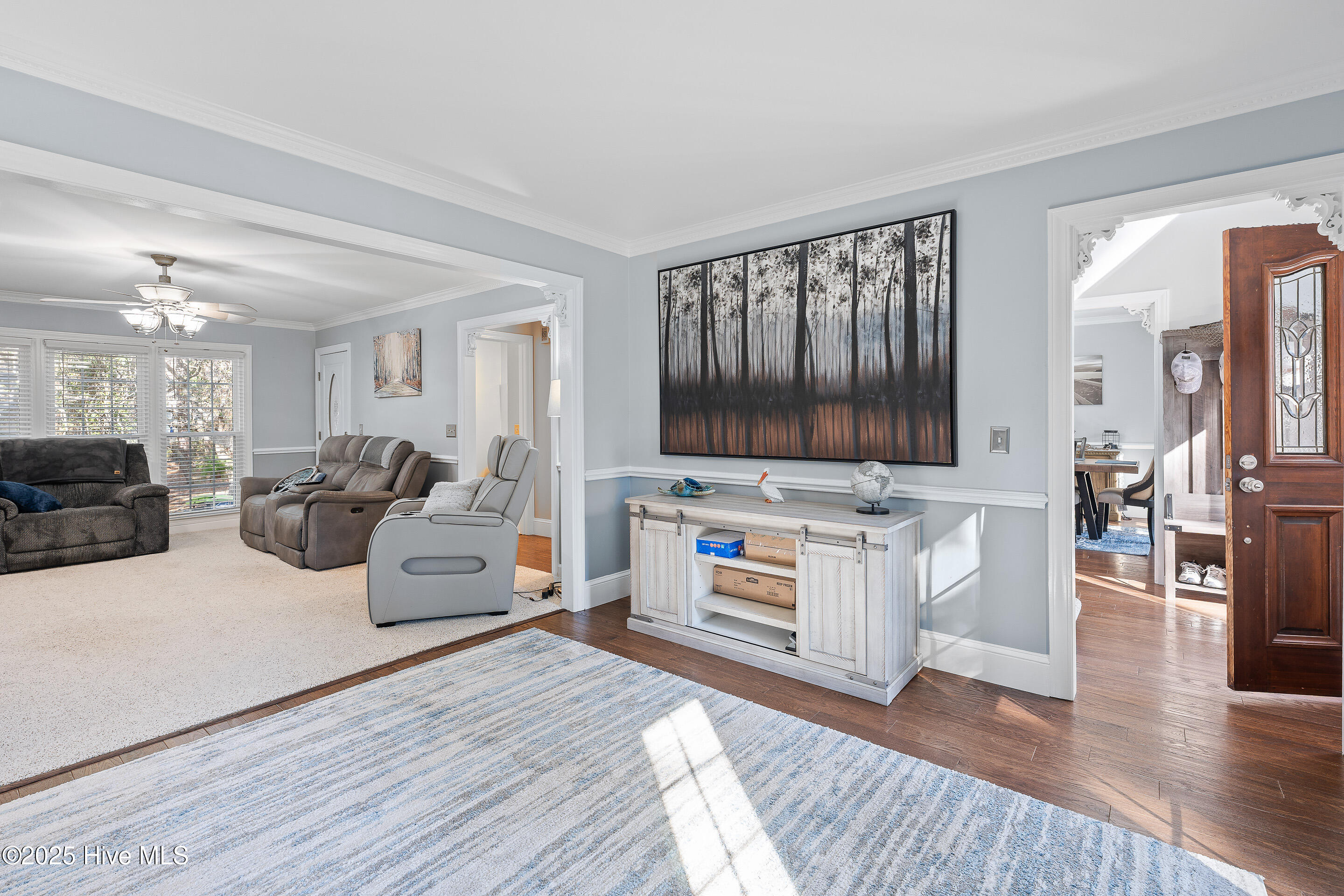 100542909 | Photo 17